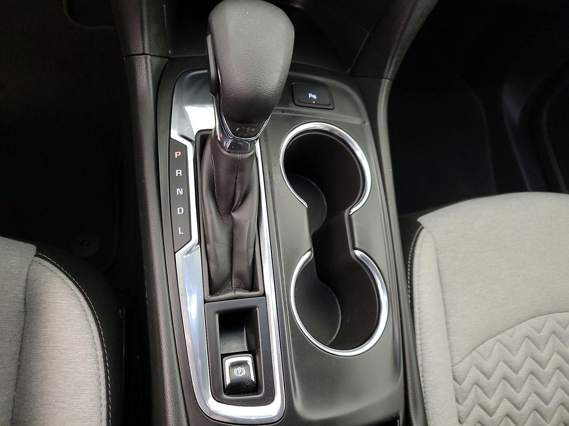 Thumbnail: 2022 Chevrolet Equinox - 17