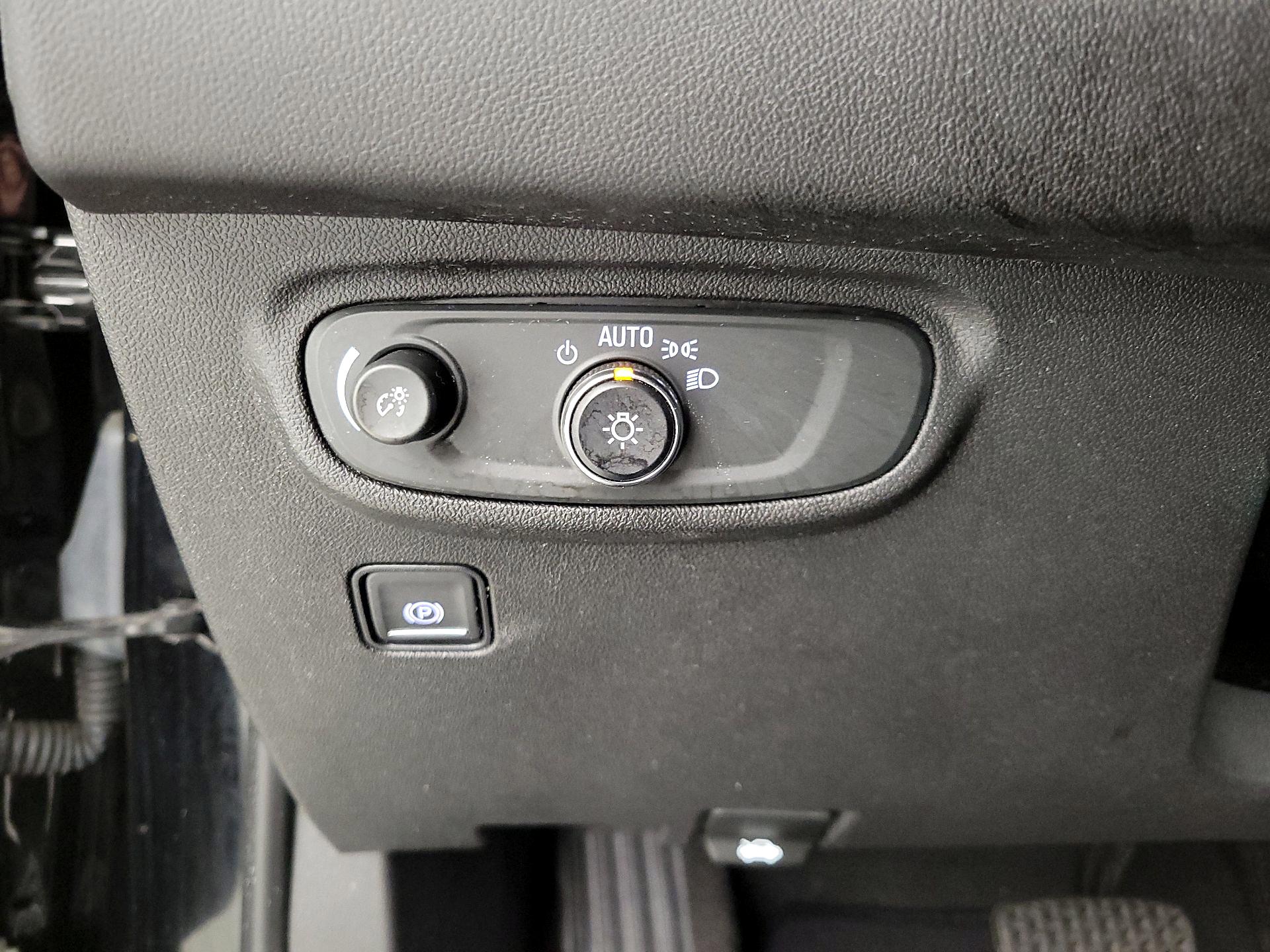 Thumbnail: 2022 GMC Terrain - 13