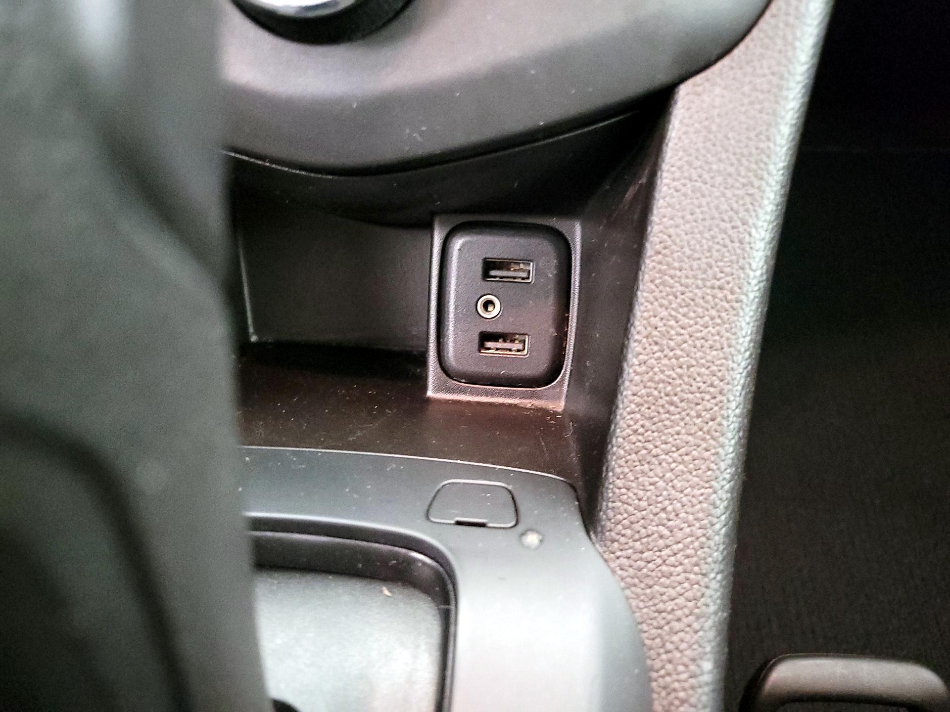 Thumbnail: 2020 Chevrolet Sonic - 18