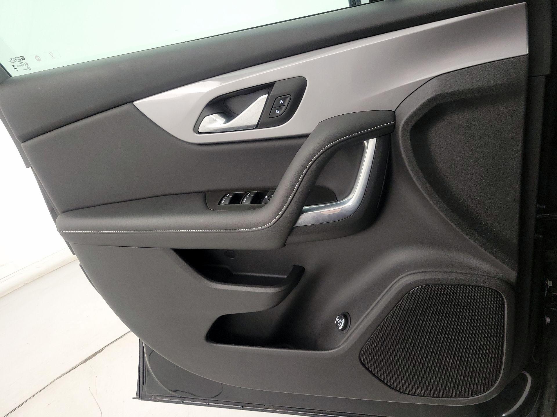 Thumbnail: 2023 Chevrolet Blazer - 12