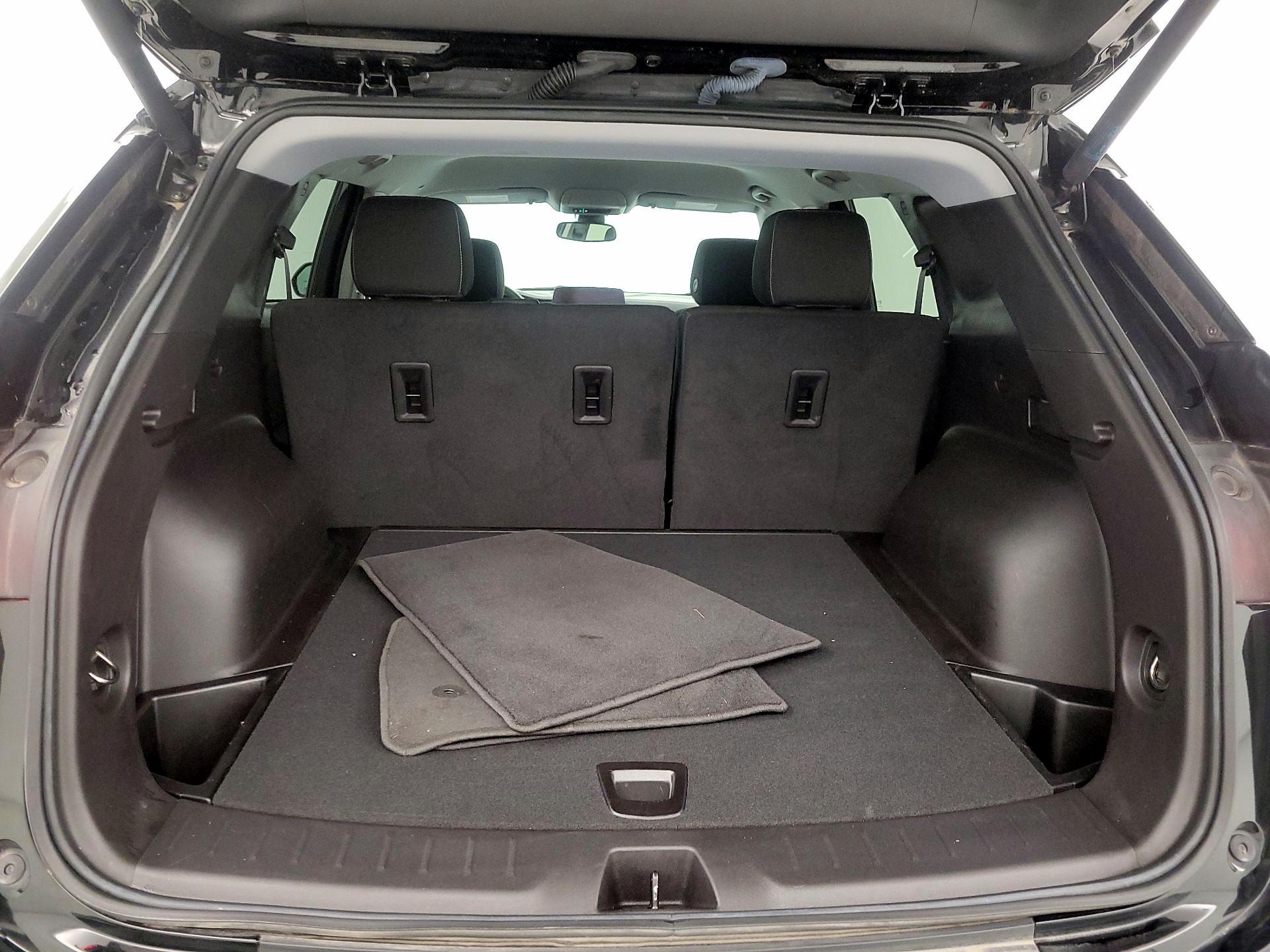 Thumbnail: 2023 Chevrolet Blazer - 20