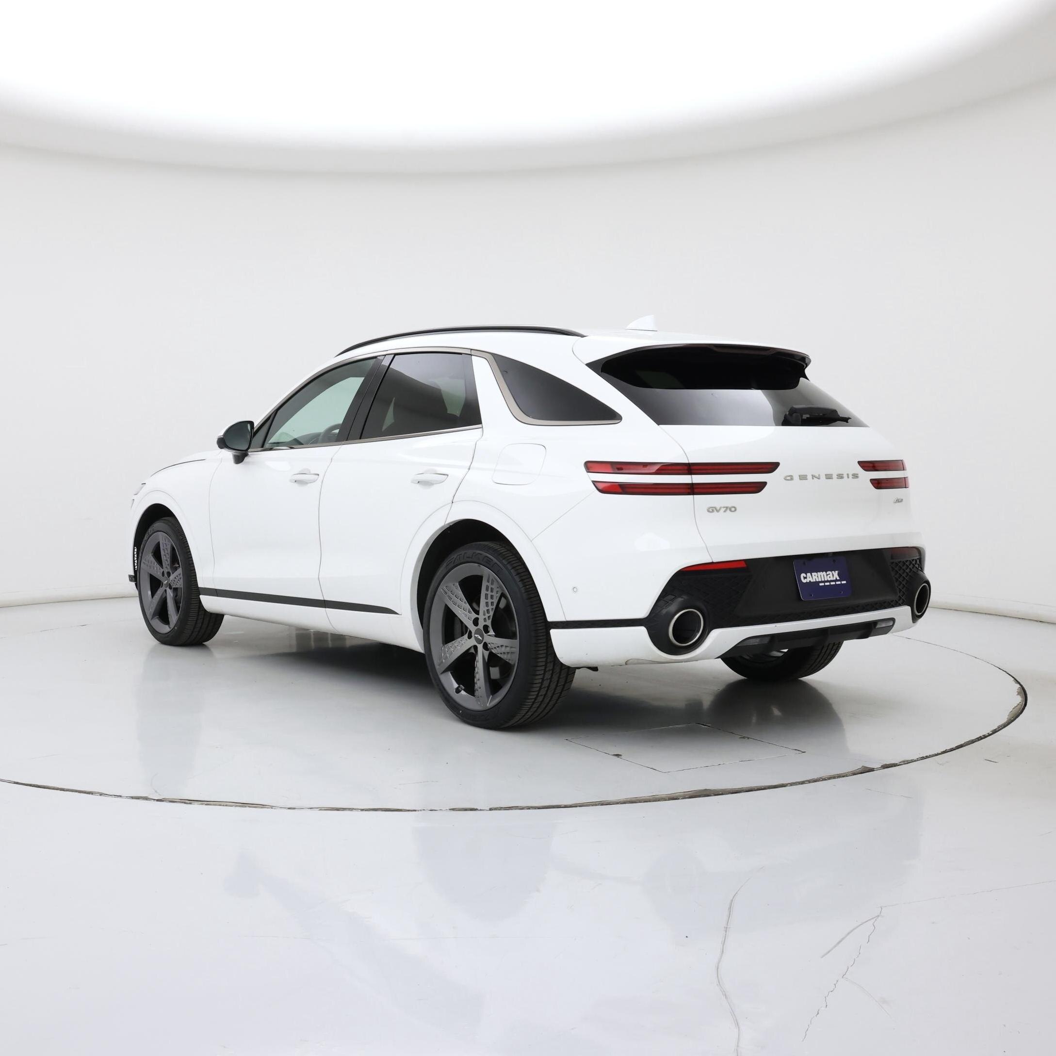 Thumbnail: 2023 Genesis GV70 - 2