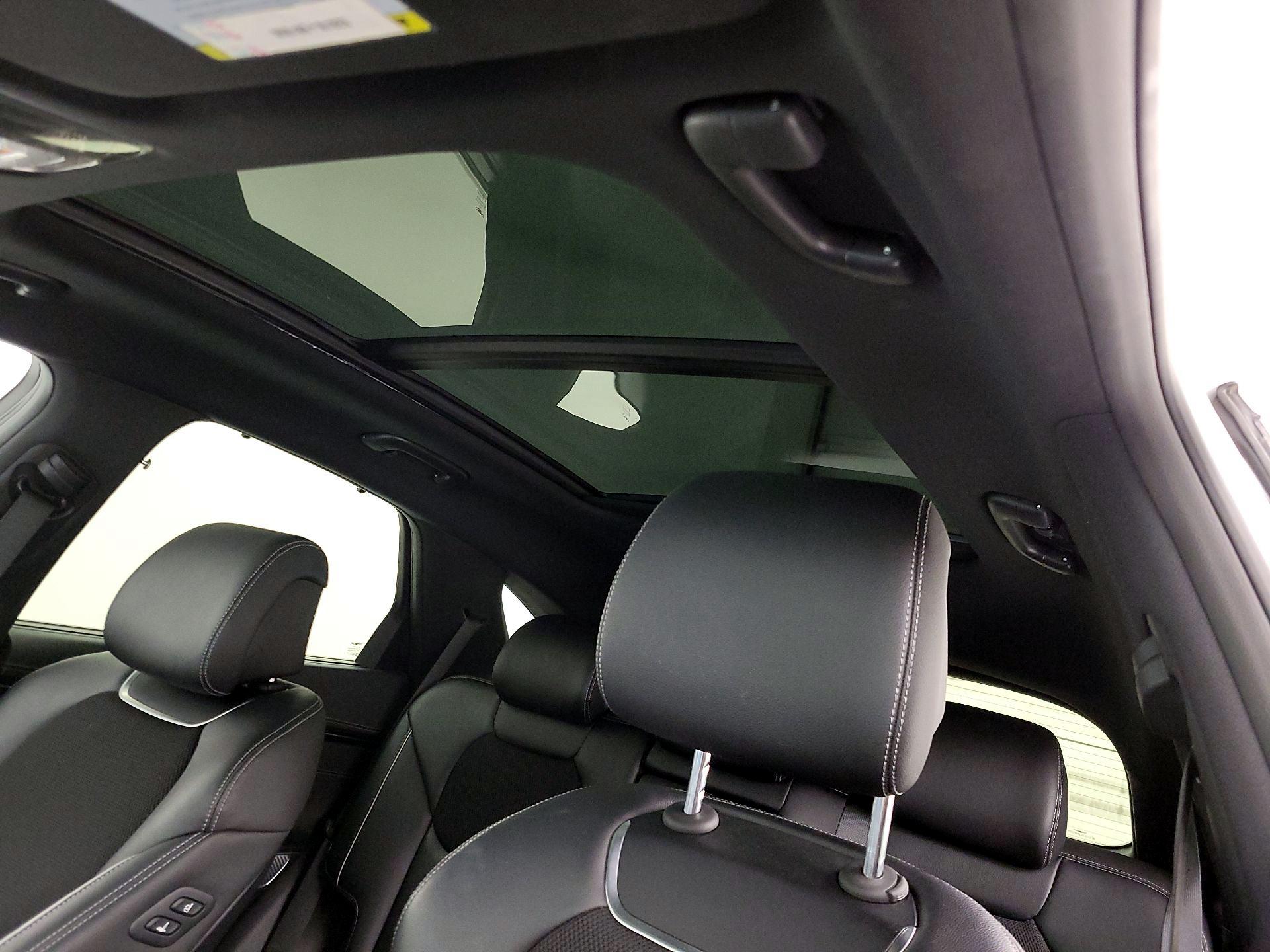 Thumbnail: 2023 Genesis GV70 - 20