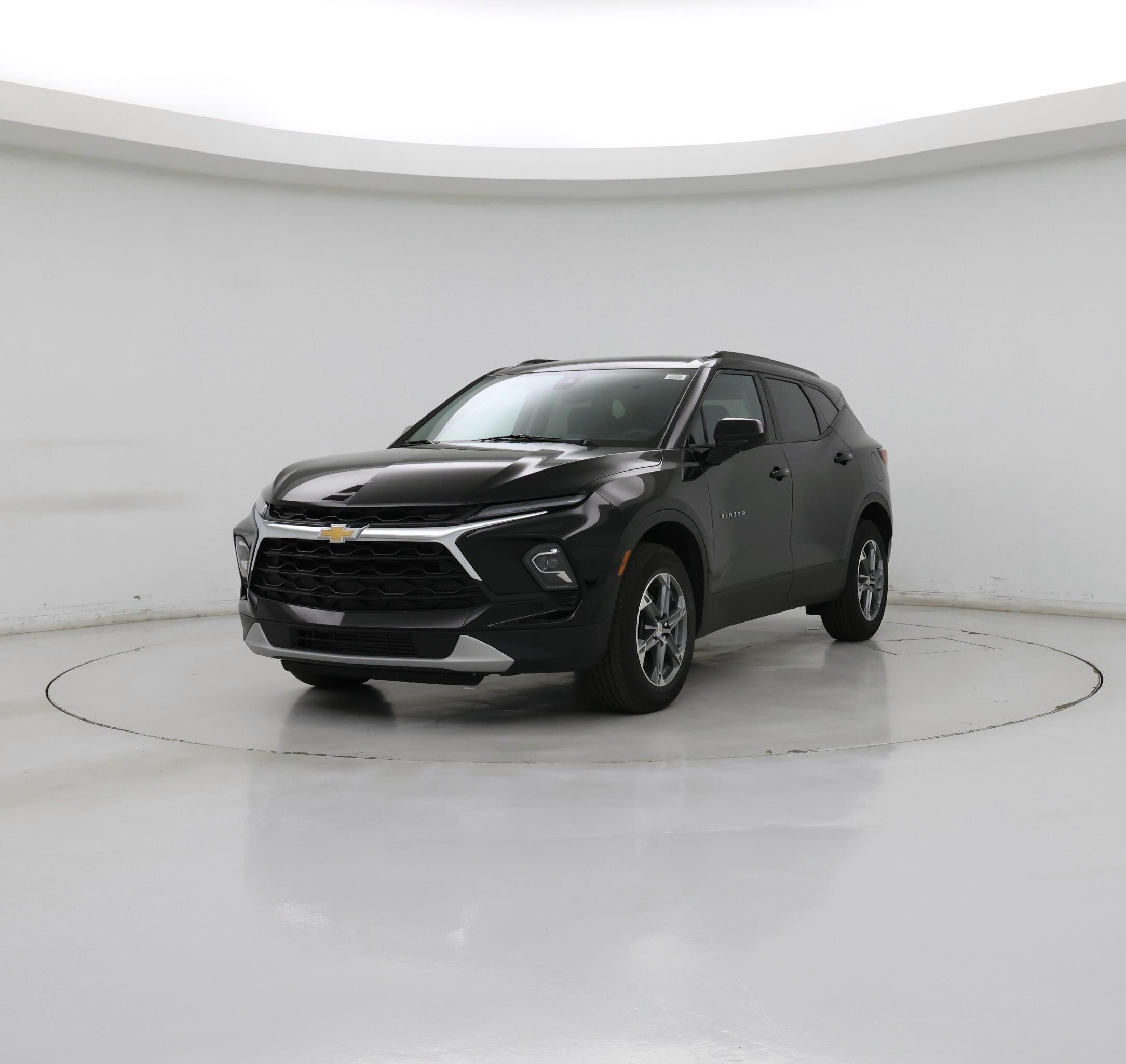 Thumbnail: 2023 Chevrolet Blazer - 4