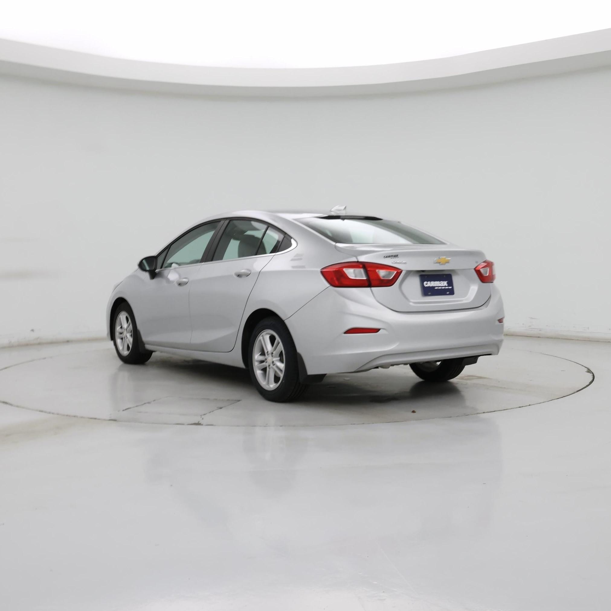 Thumbnail: 2018 Chevrolet Cruze - 2