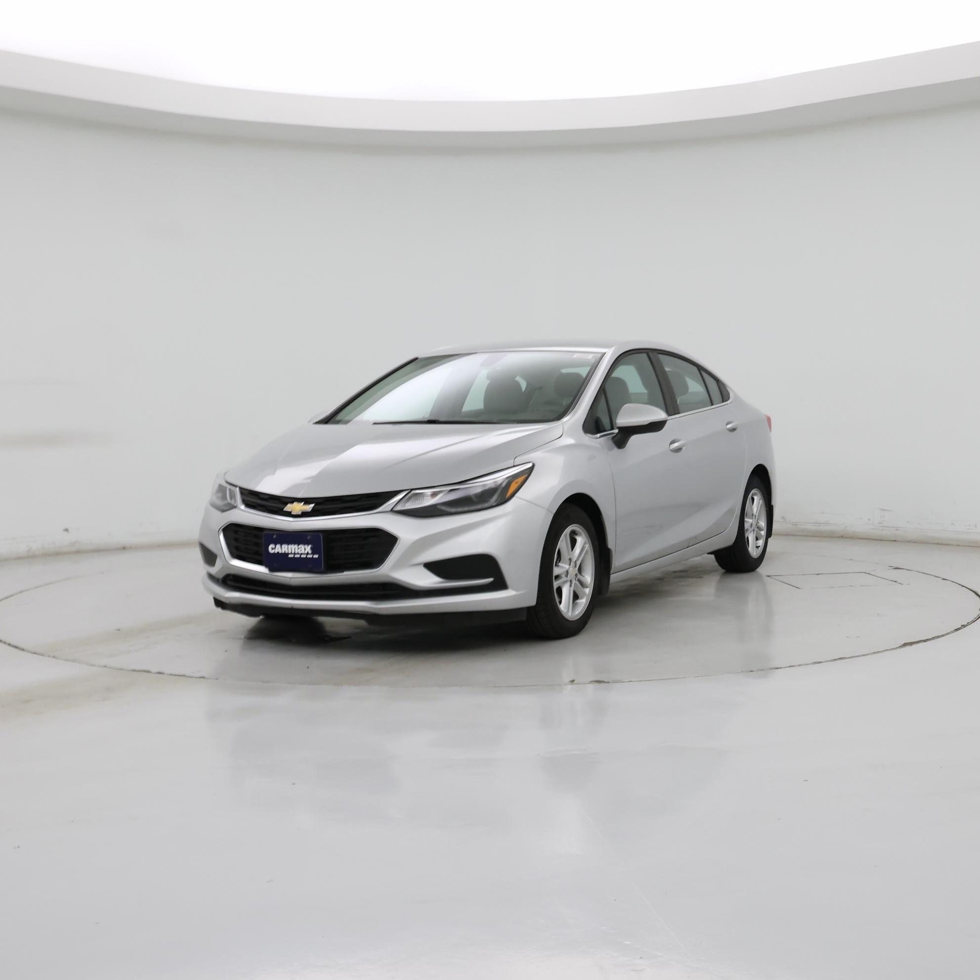 Thumbnail: 2018 Chevrolet Cruze - 4