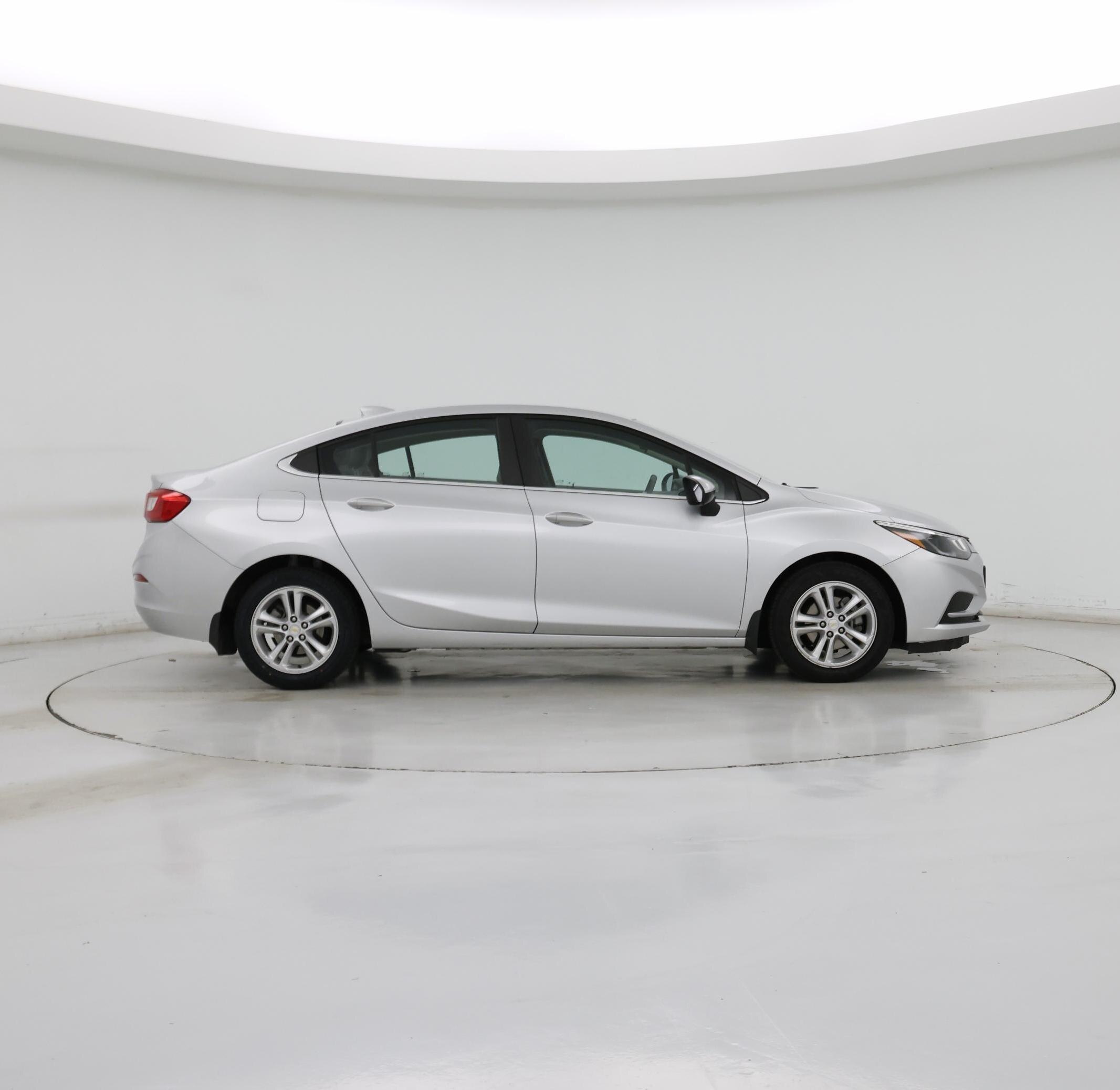 Thumbnail: 2018 Chevrolet Cruze - 7