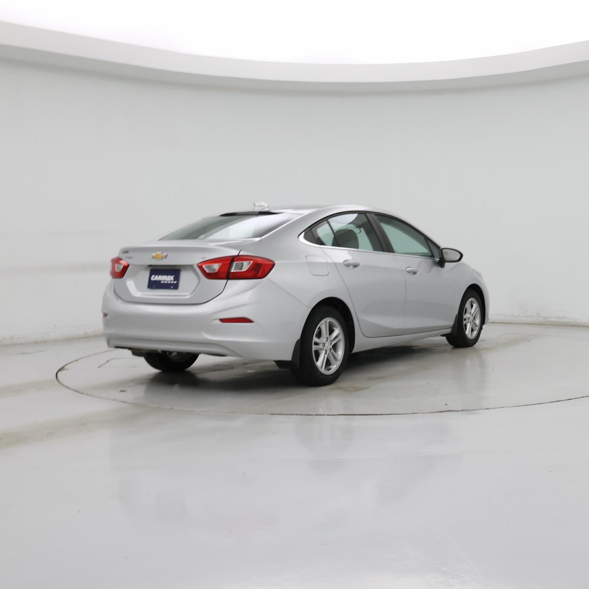 Thumbnail: 2018 Chevrolet Cruze - 8