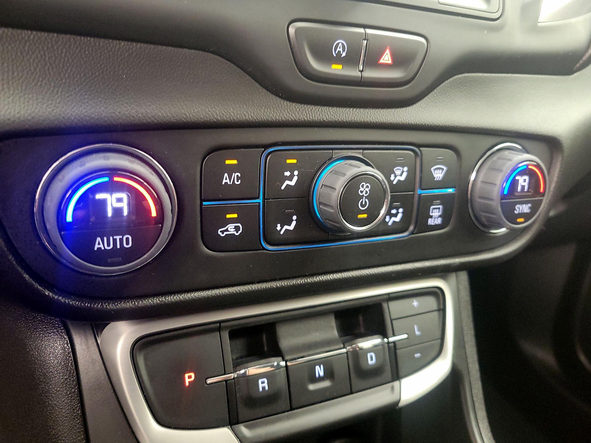 Thumbnail: 2023 GMC Terrain - 16