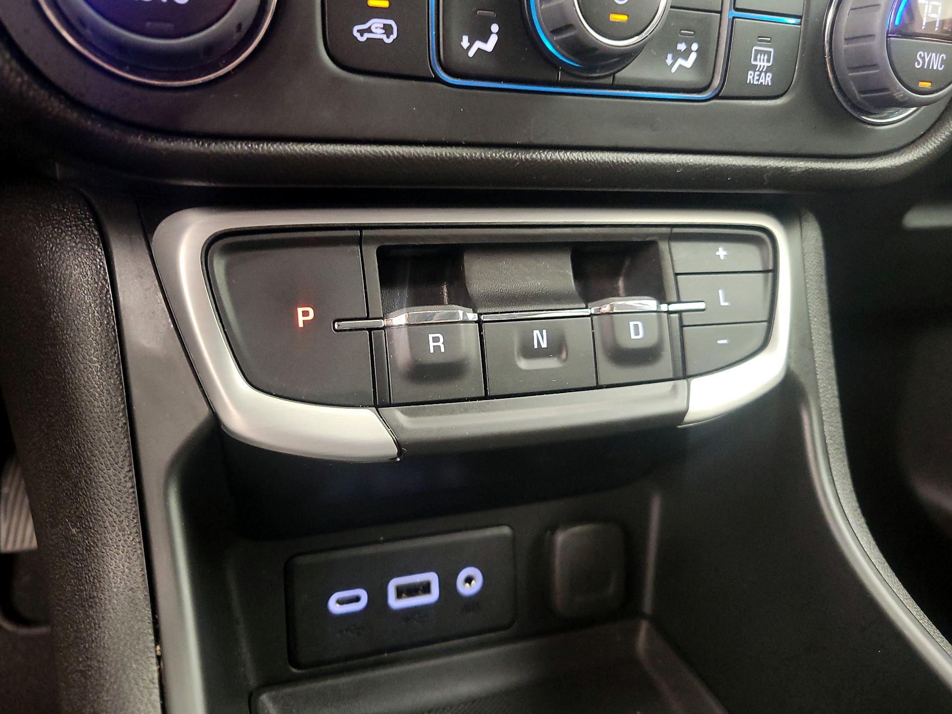 Thumbnail: 2023 GMC Terrain - 17