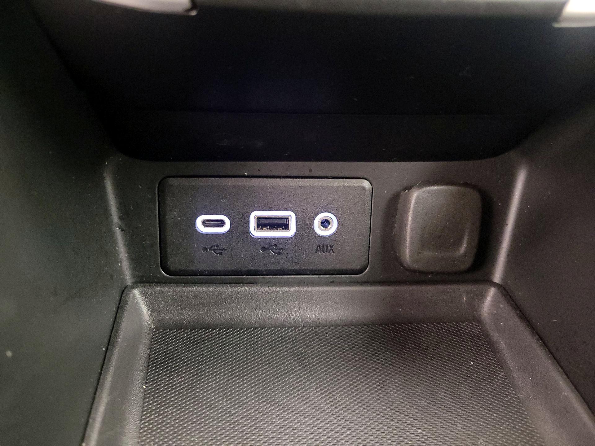 Thumbnail: 2023 GMC Terrain - 18