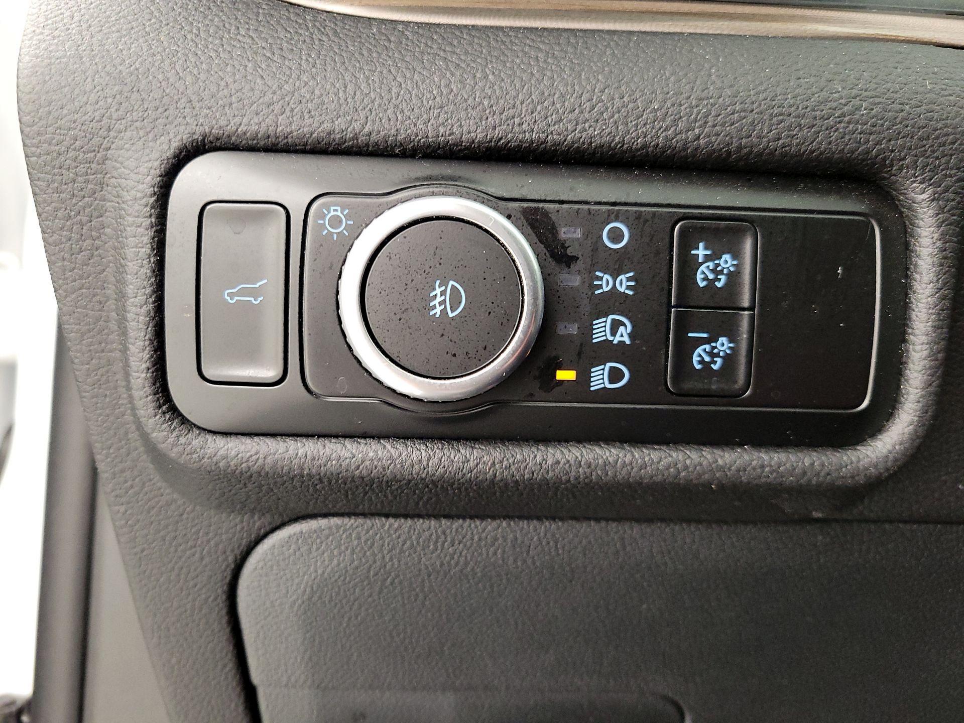 Thumbnail: 2023 Ford Explorer - 13