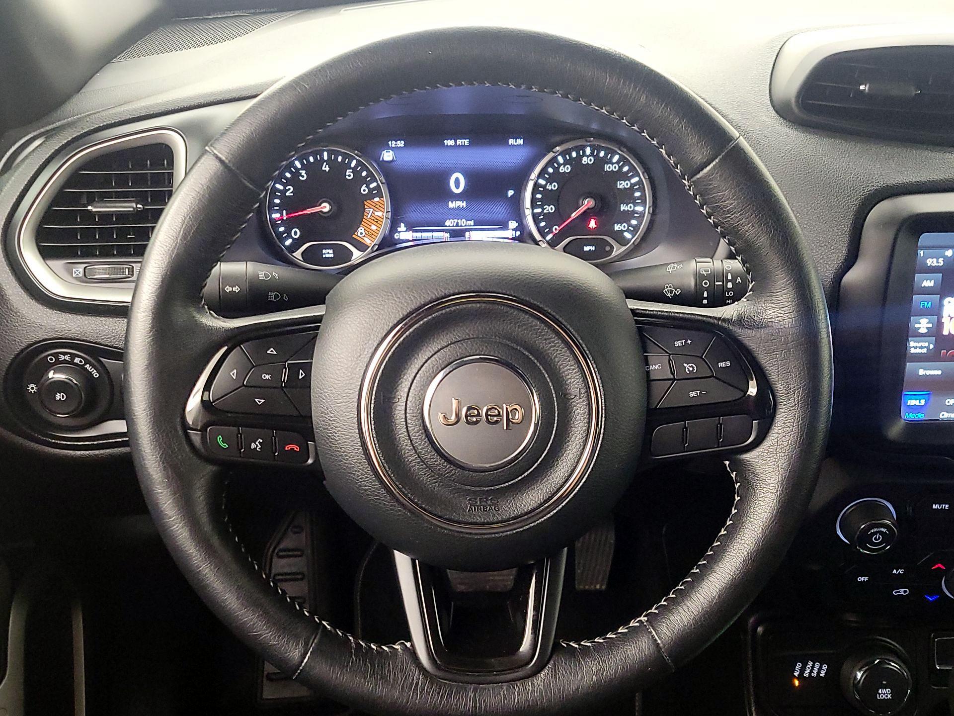 Thumbnail: 2021 Jeep Renegade - 10