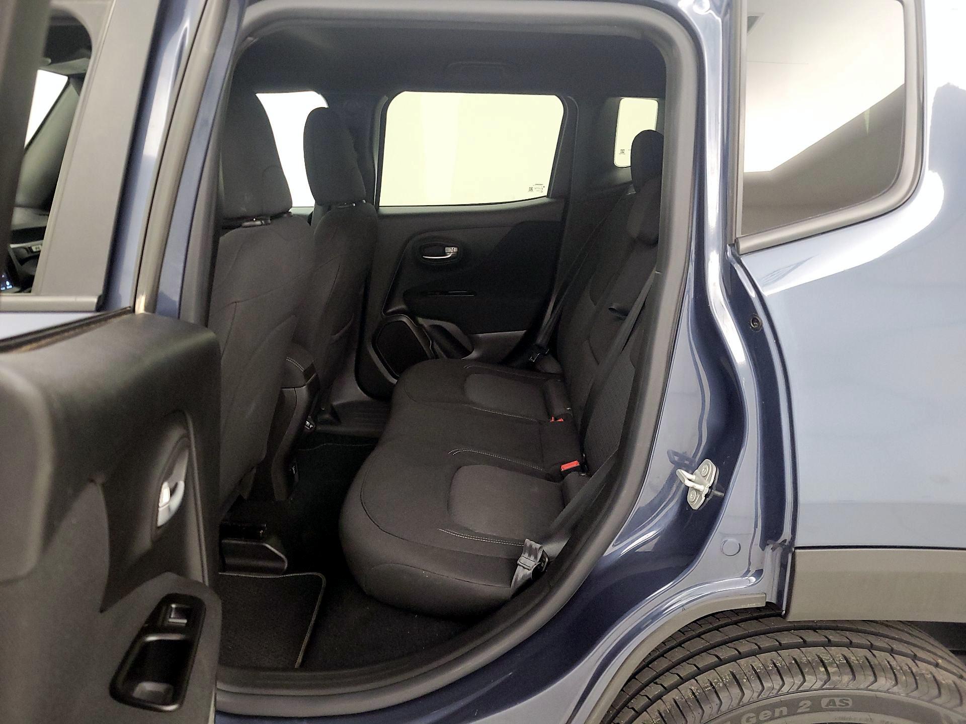 Thumbnail: 2021 Jeep Renegade - 20