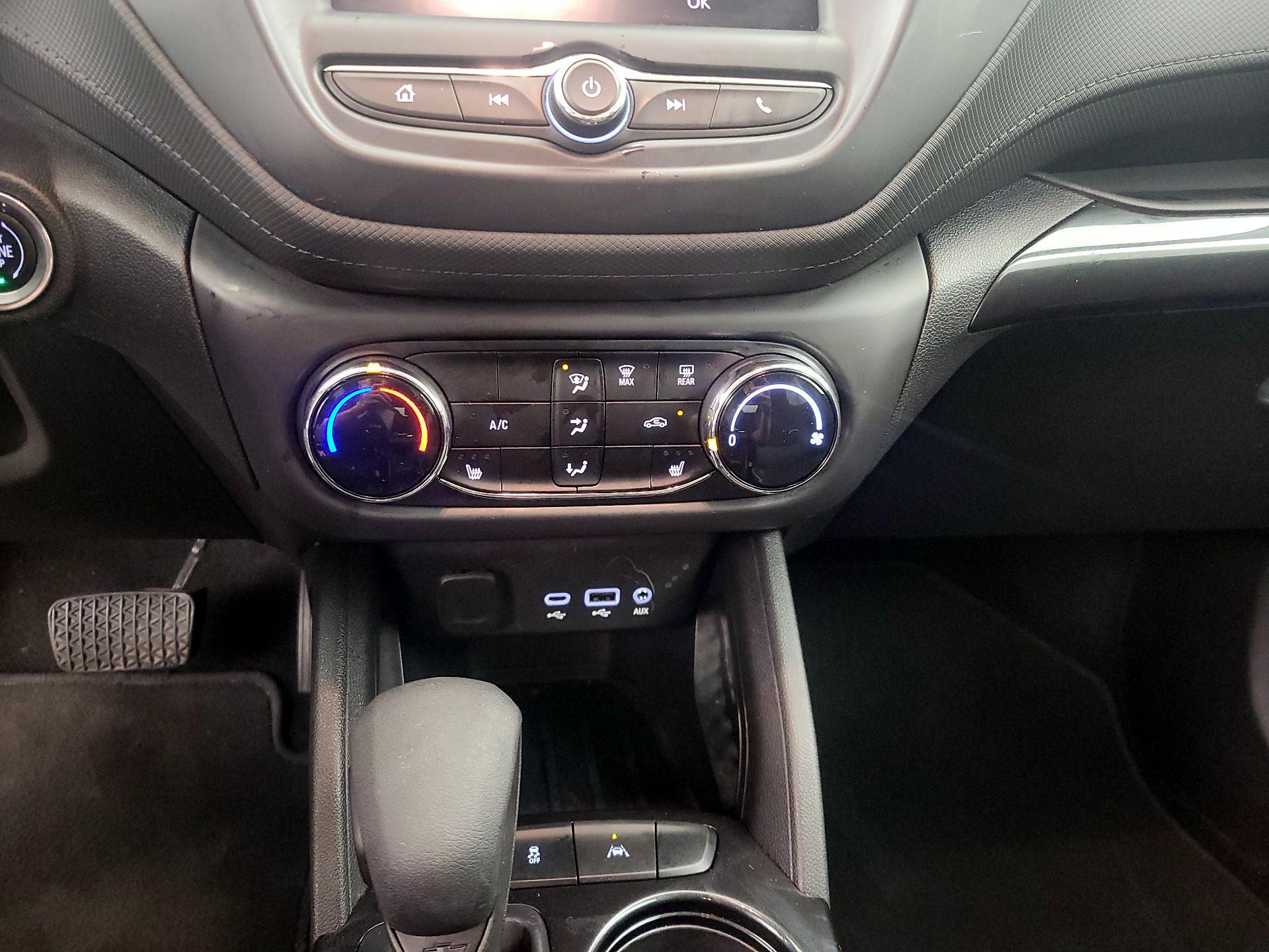 Thumbnail: 2023 Chevrolet TrailBlazer - 16