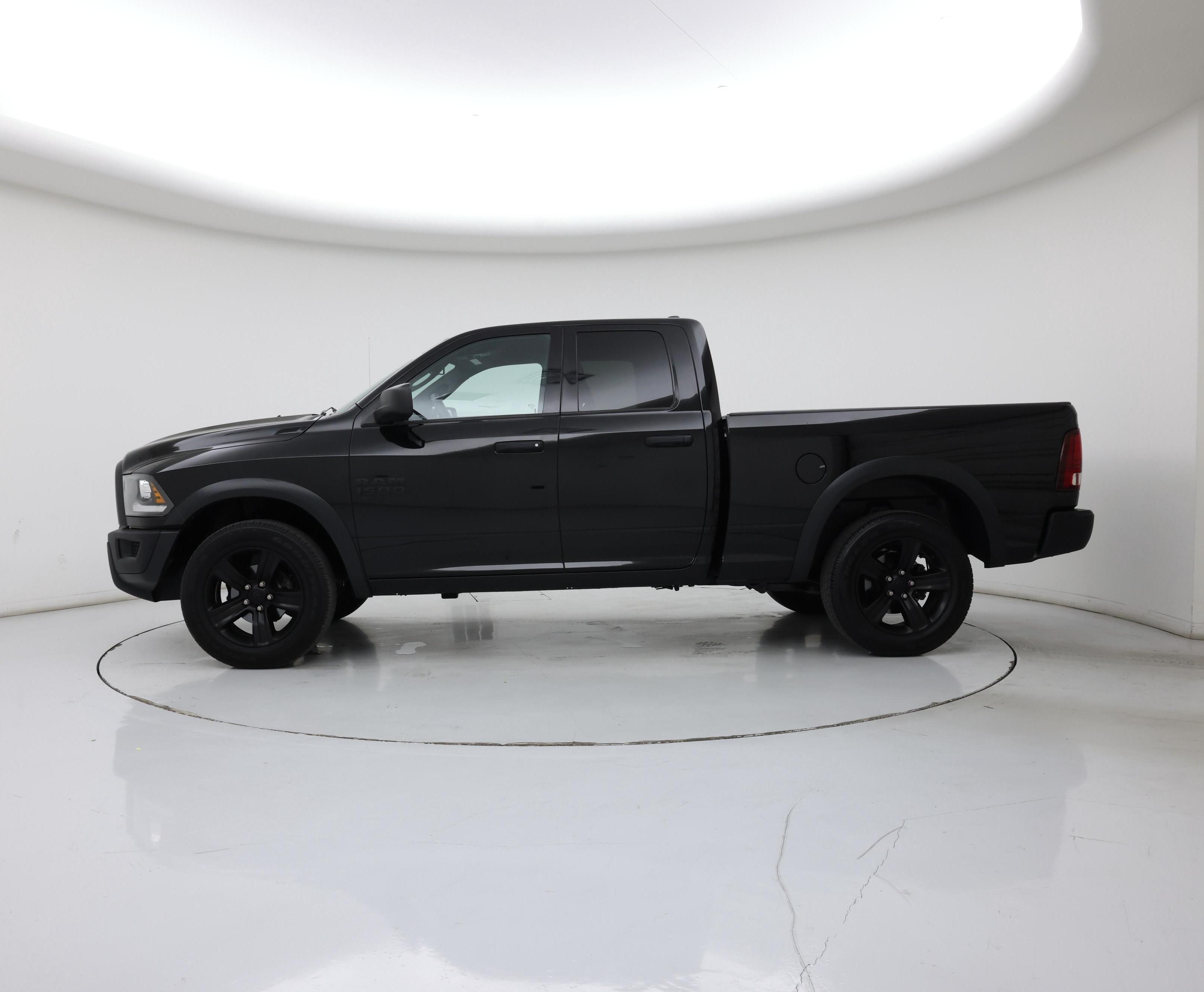 Thumbnail: 2022 RAM 1500 Classic - 3