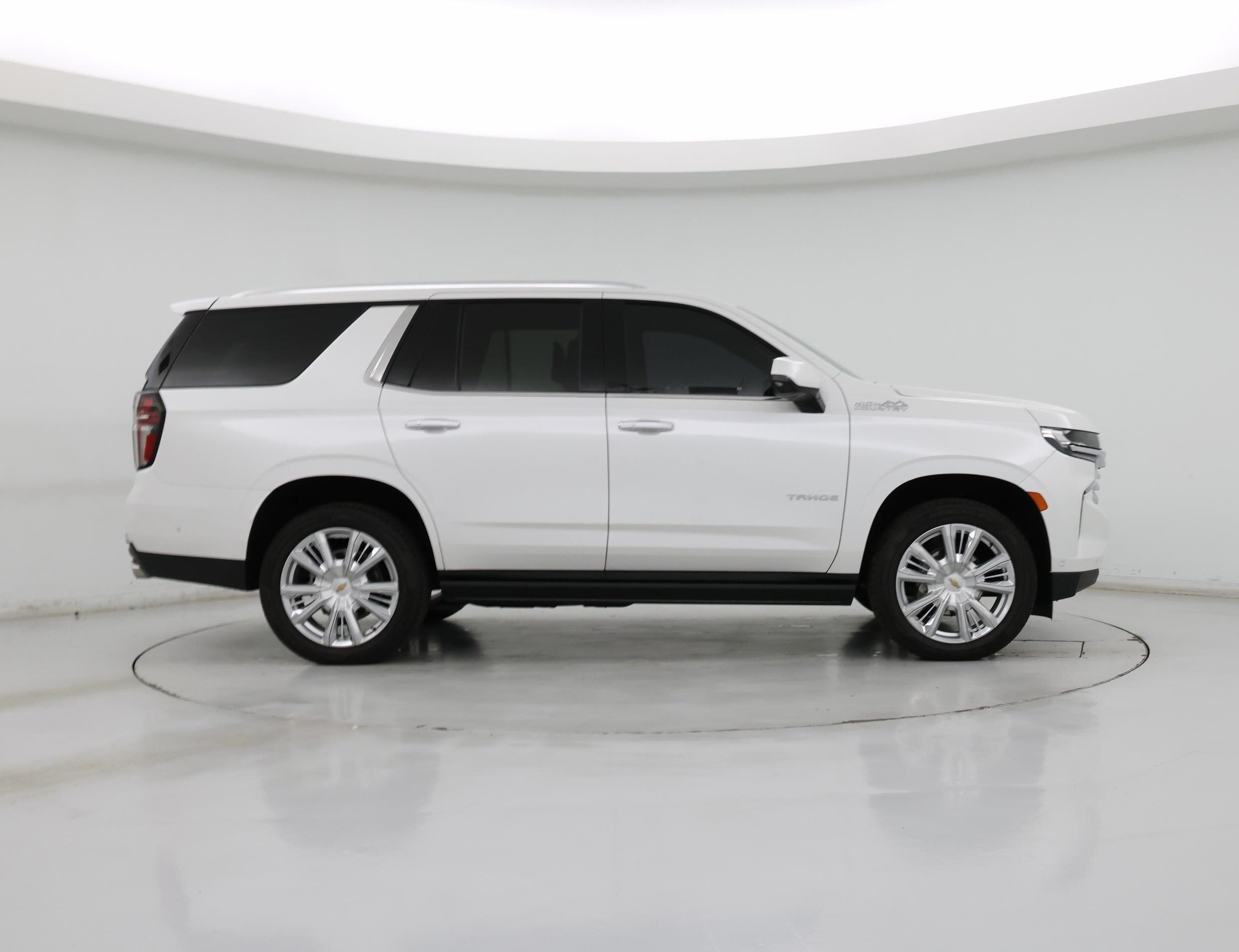 Thumbnail: 2023 Chevrolet Tahoe - 7