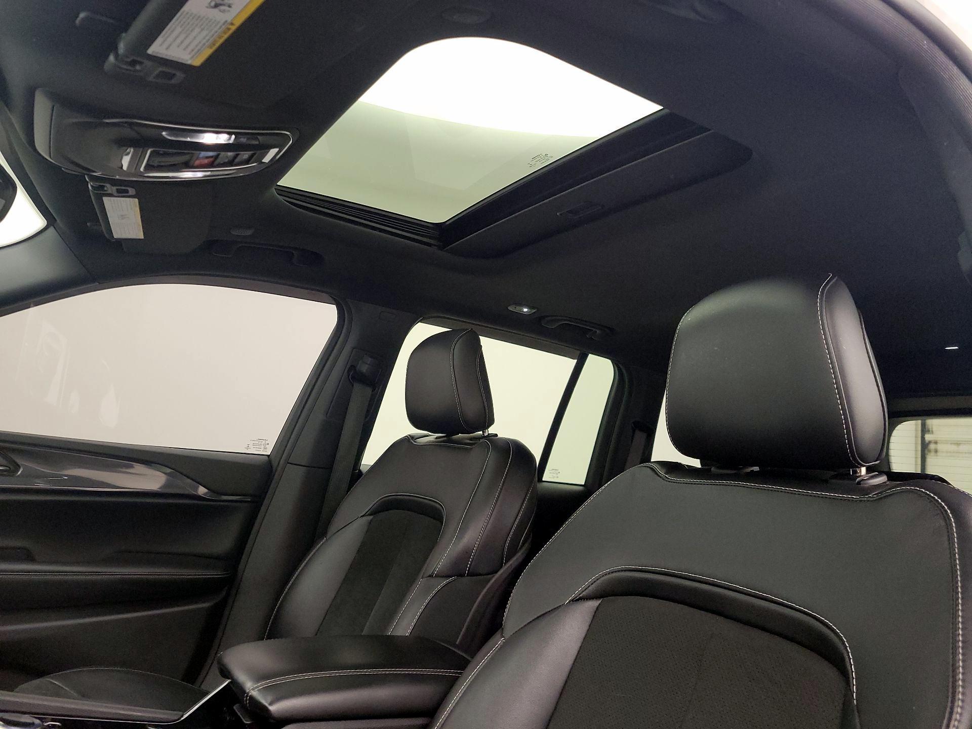 Thumbnail: 2023 Jeep Grand Cherokee - 19