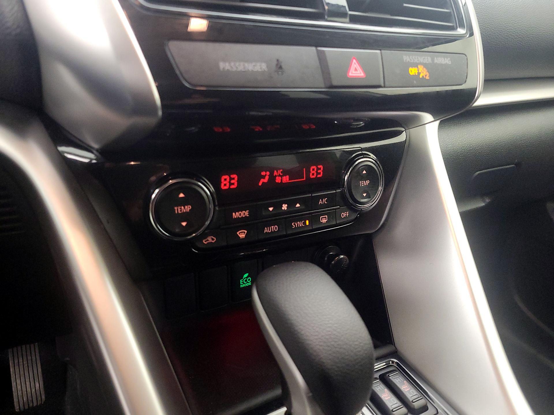 Thumbnail: 2024 Mitsubishi Eclipse Cross - 17