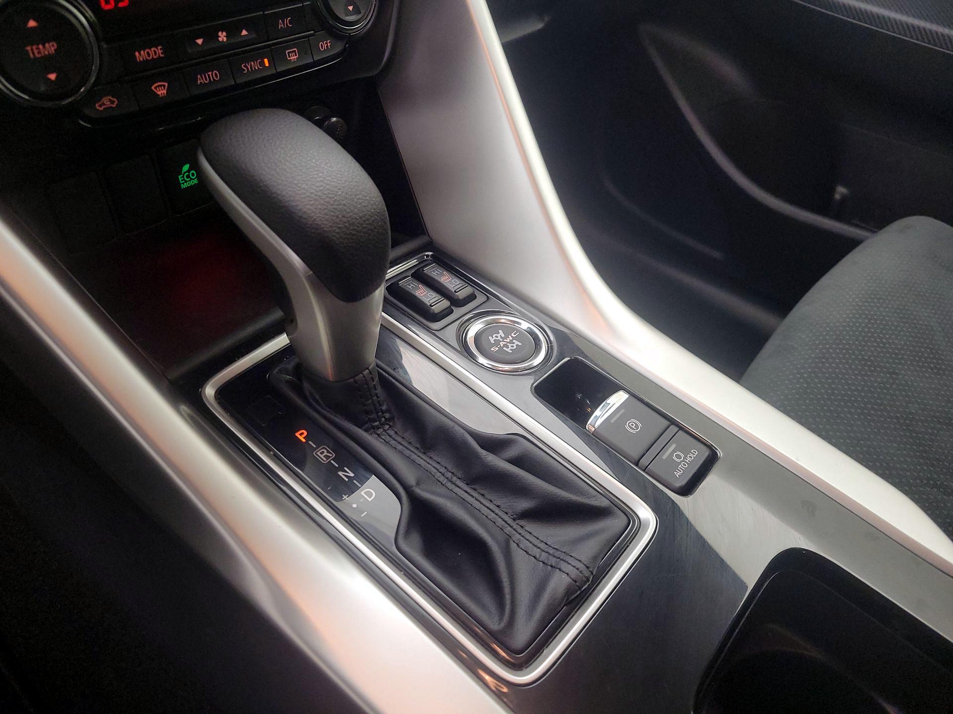 Thumbnail: 2024 Mitsubishi Eclipse Cross - 18