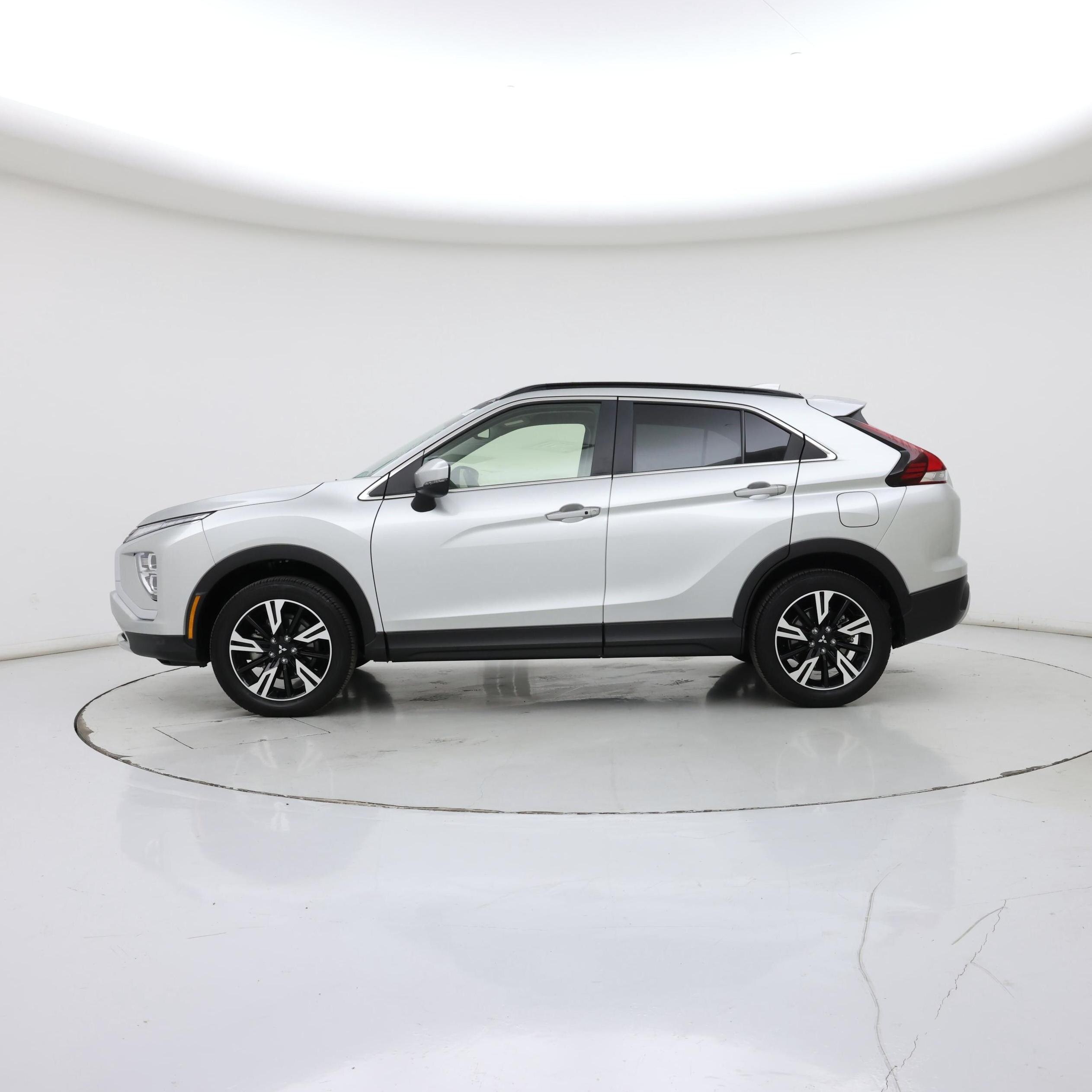 Thumbnail: 2024 Mitsubishi Eclipse Cross - 3