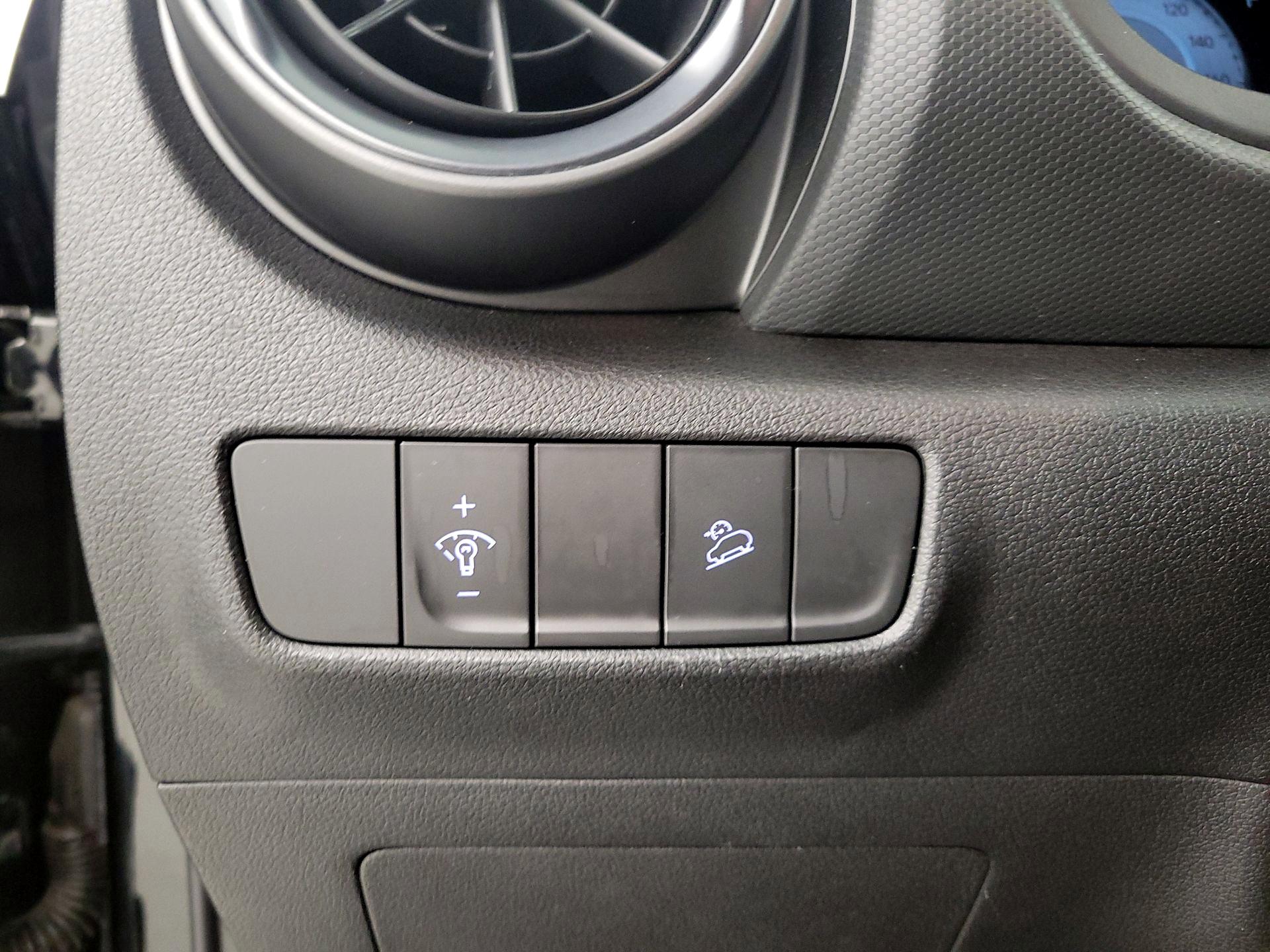 Thumbnail: 2023 Hyundai Kona - 13