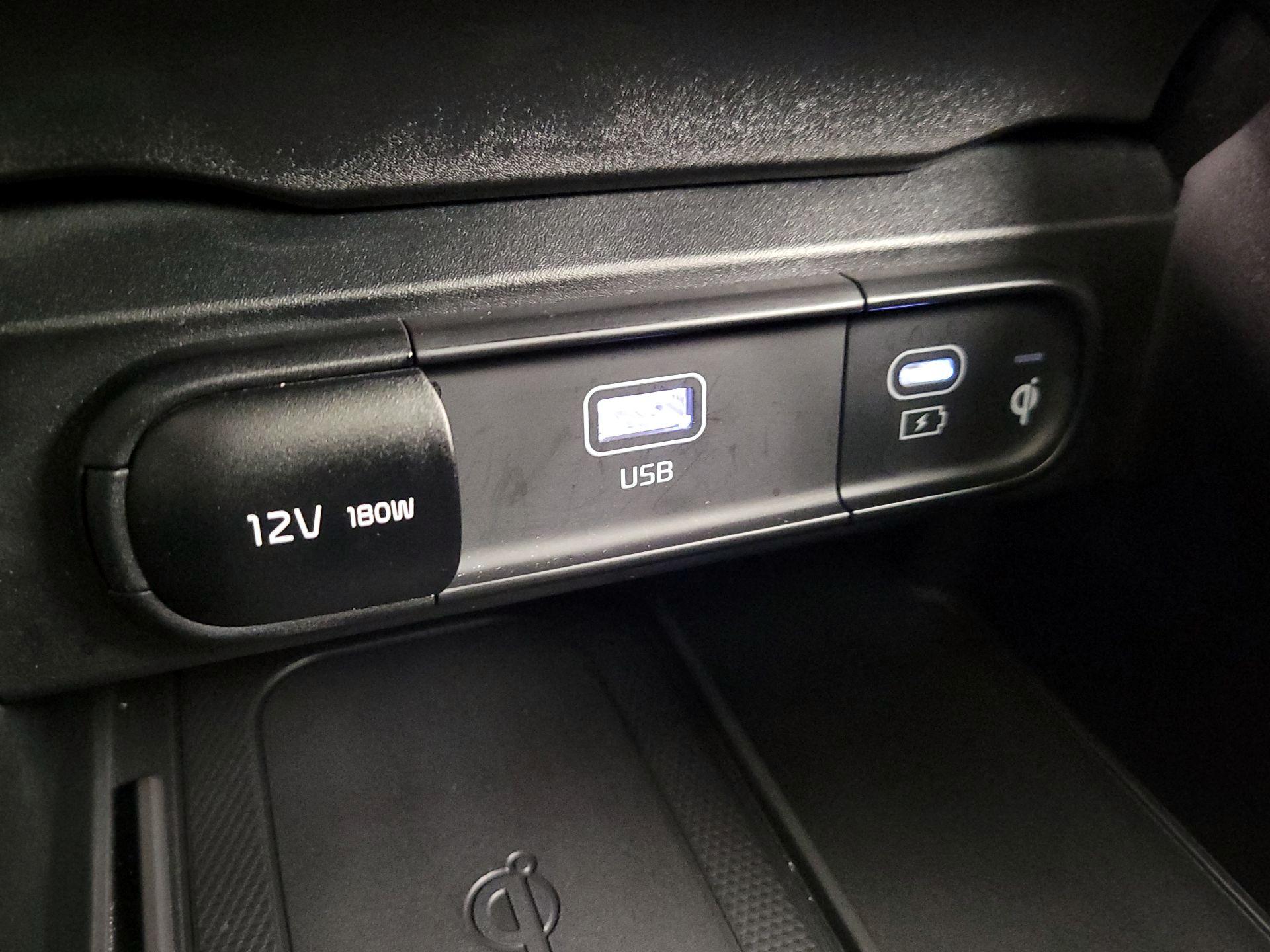 Thumbnail: 2023 Kia Telluride - 19