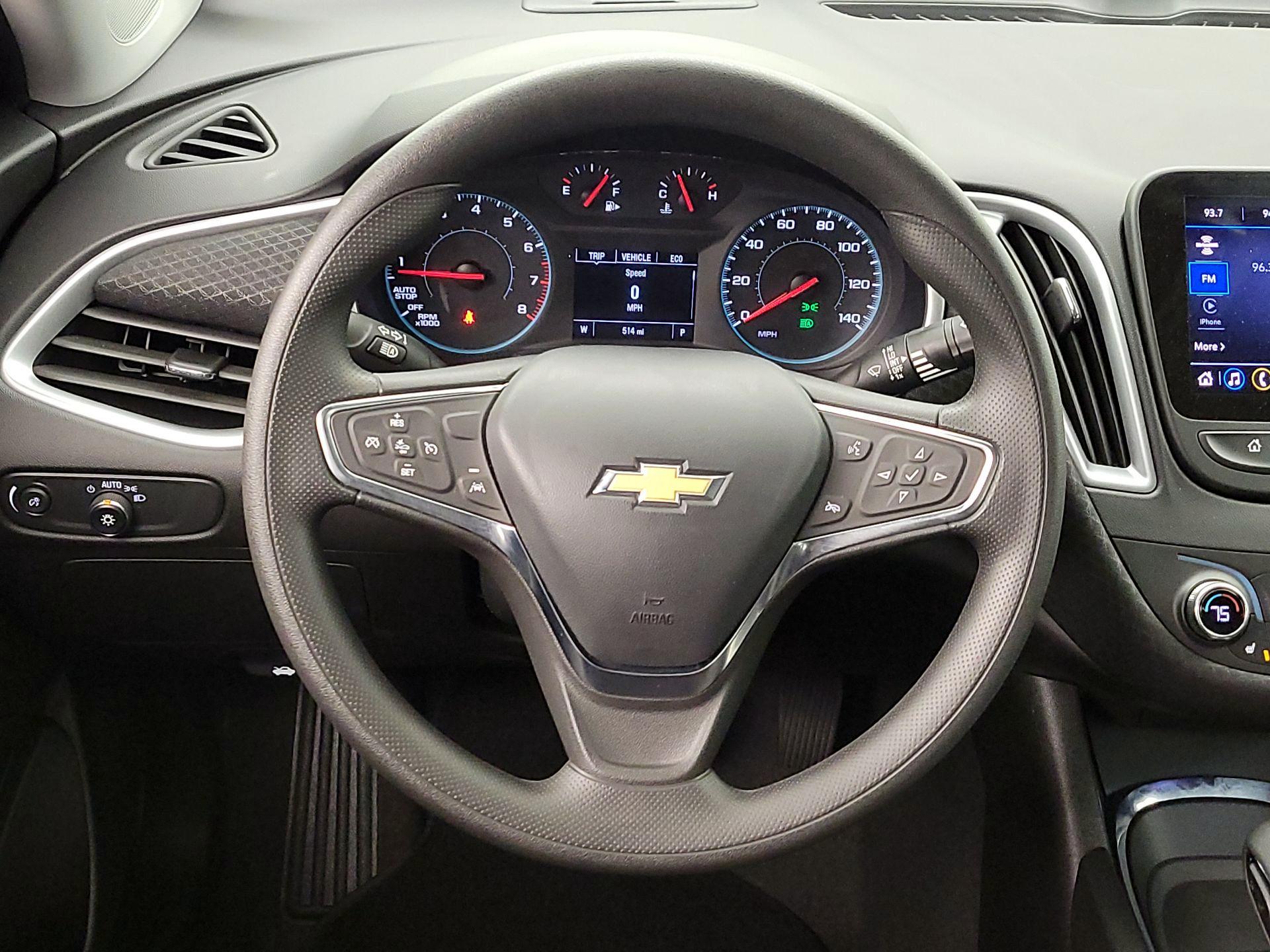 Thumbnail: 2023 Chevrolet Malibu - 10