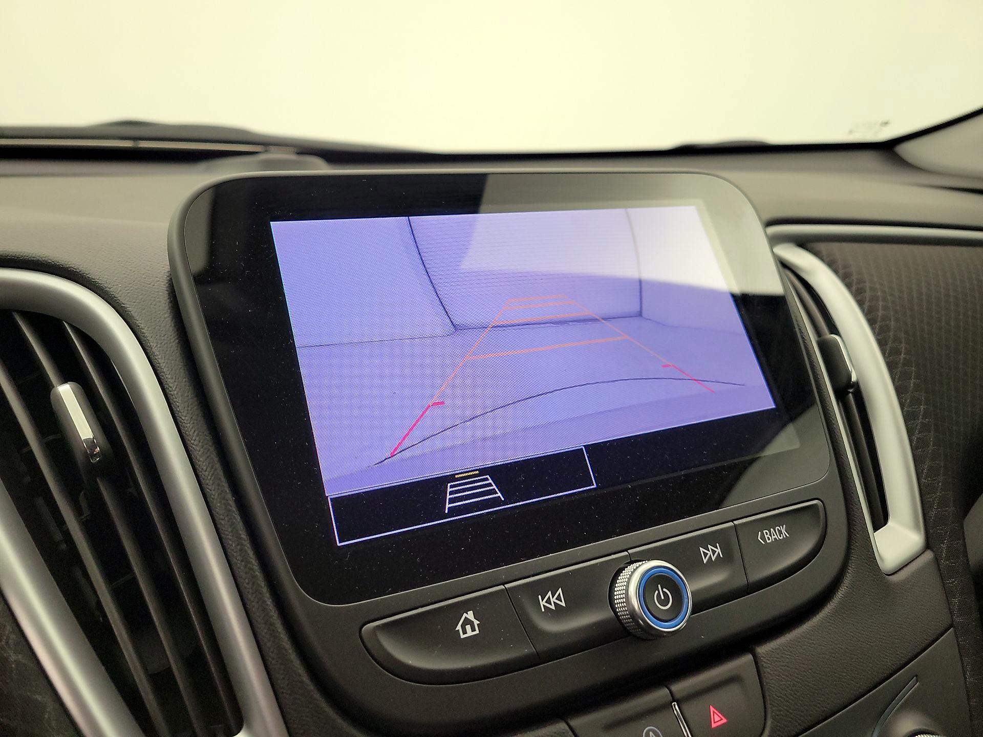 Thumbnail: 2023 Chevrolet Malibu - 14