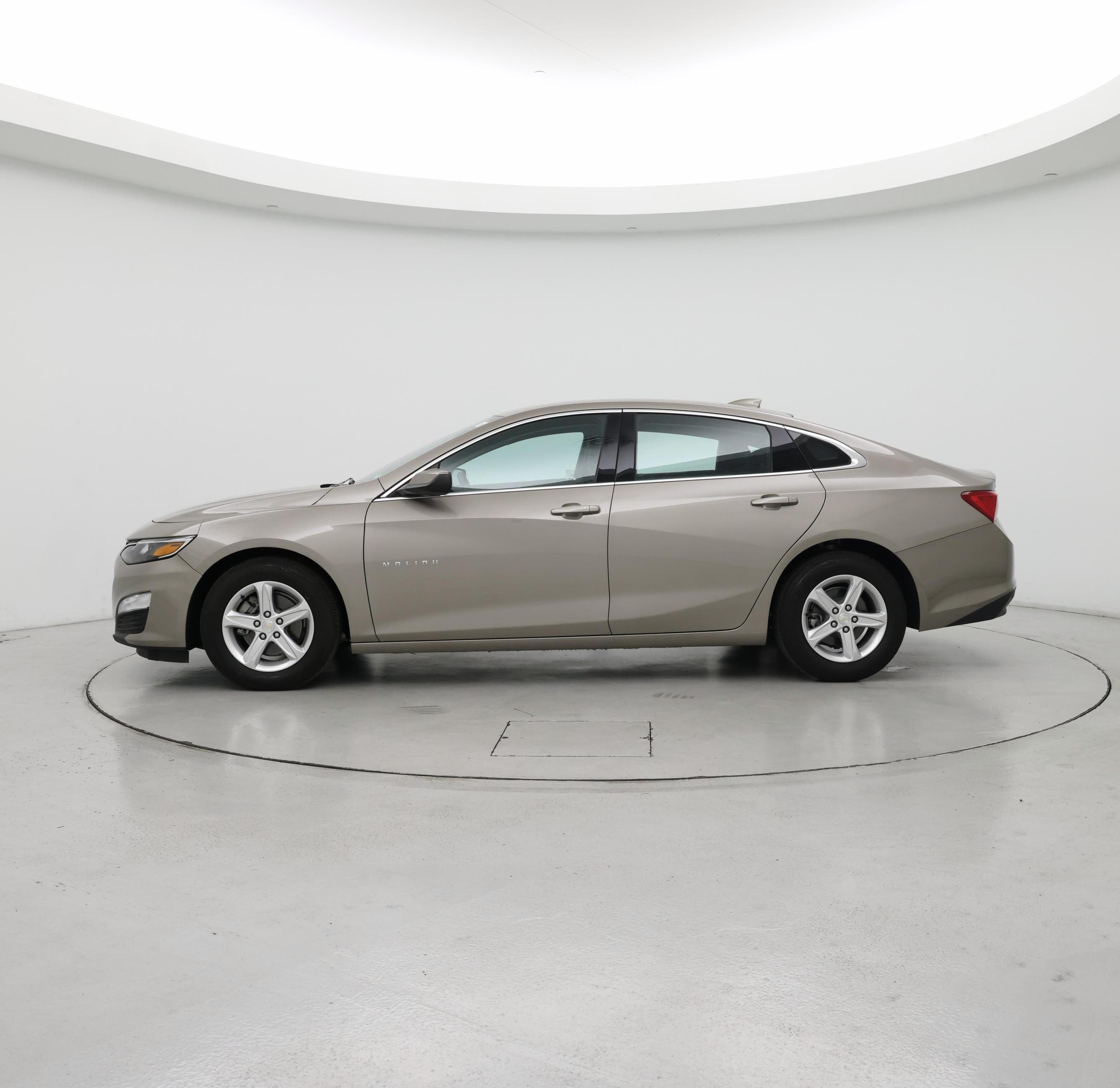 Thumbnail: 2023 Chevrolet Malibu - 3