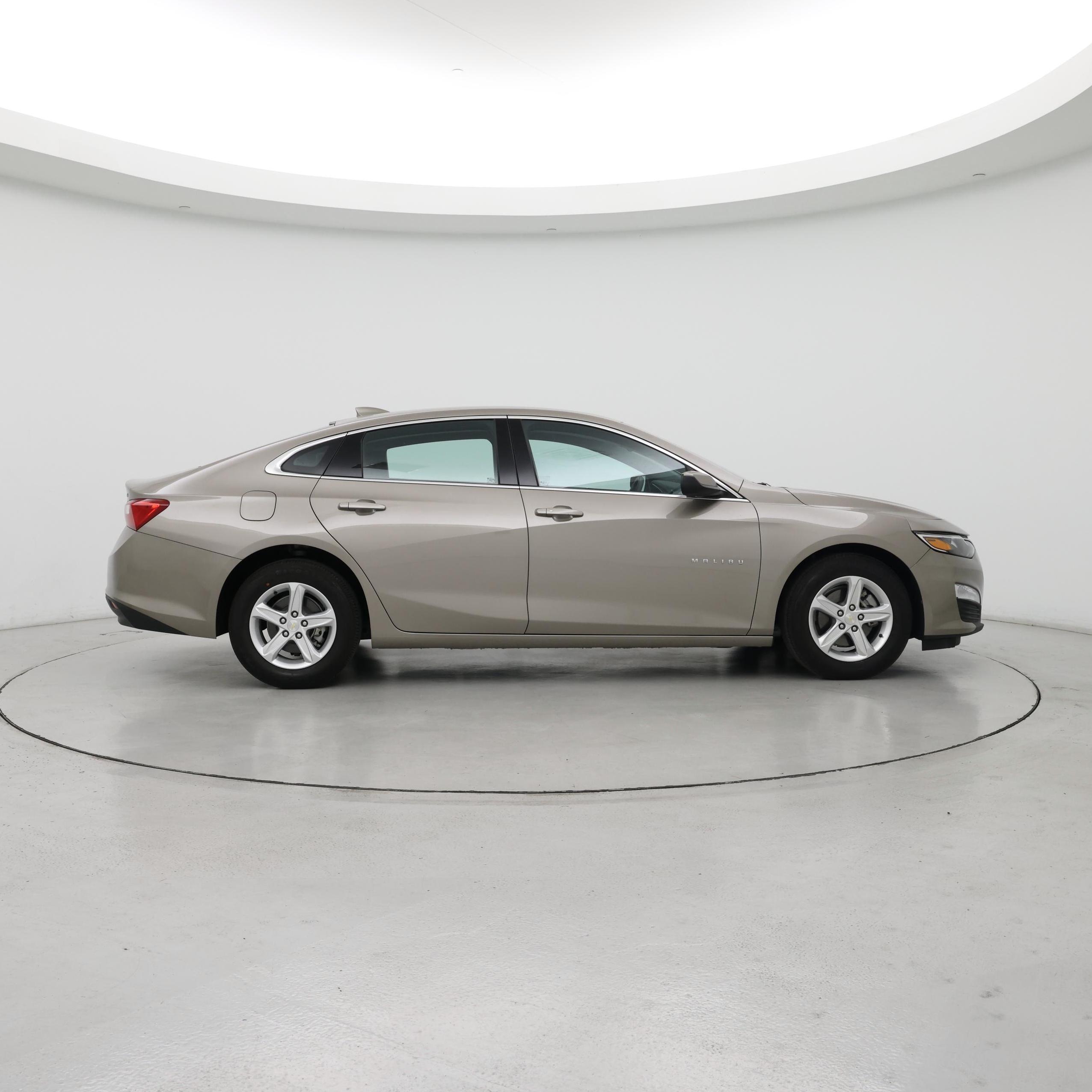 Thumbnail: 2023 Chevrolet Malibu - 7