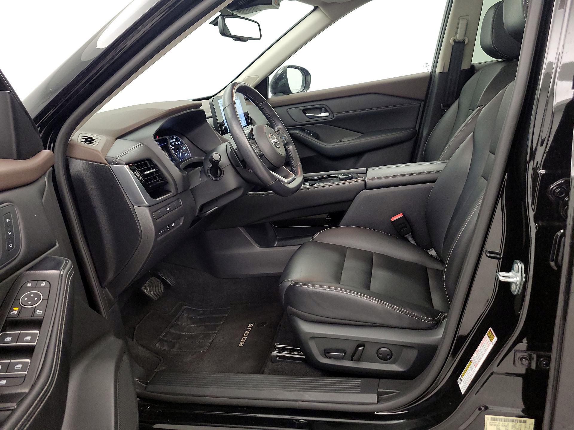 Thumbnail: 2023 Nissan Rogue - 11