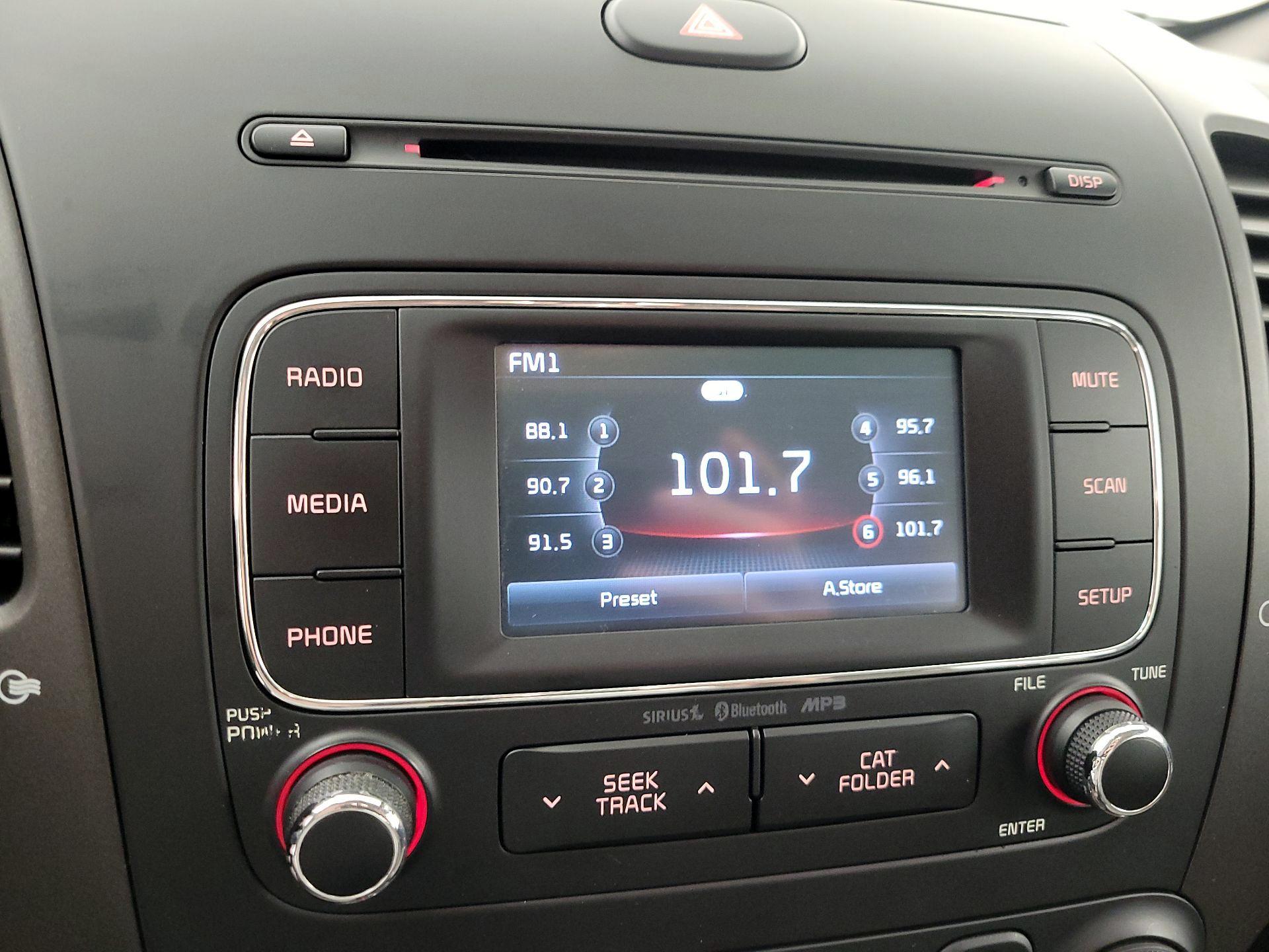 Thumbnail: 2016 Kia Forte - 15