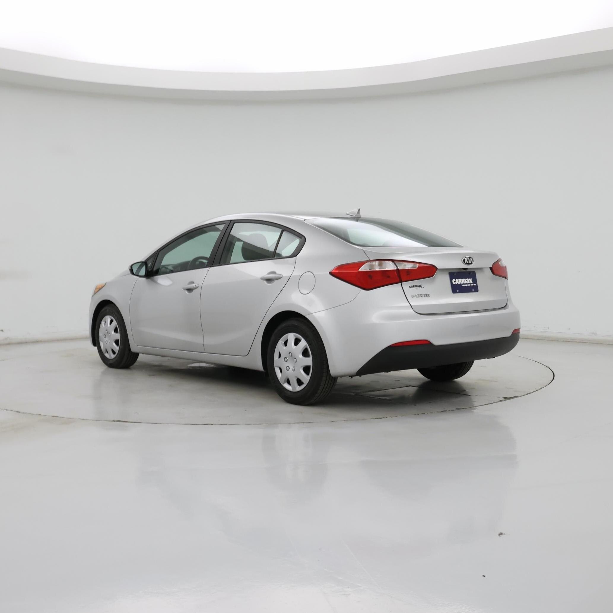 Thumbnail: 2016 Kia Forte - 2