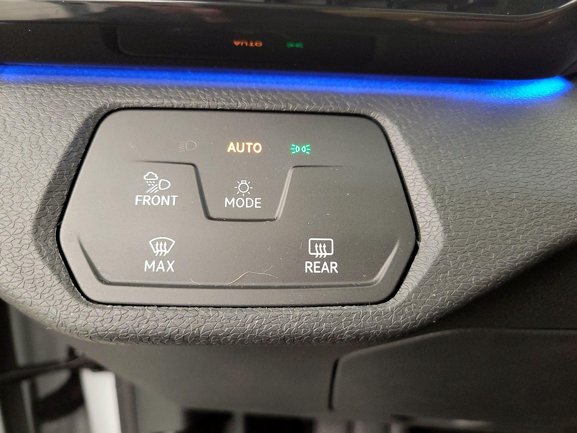 Thumbnail: 2022 Volkswagen ID.4 - 13