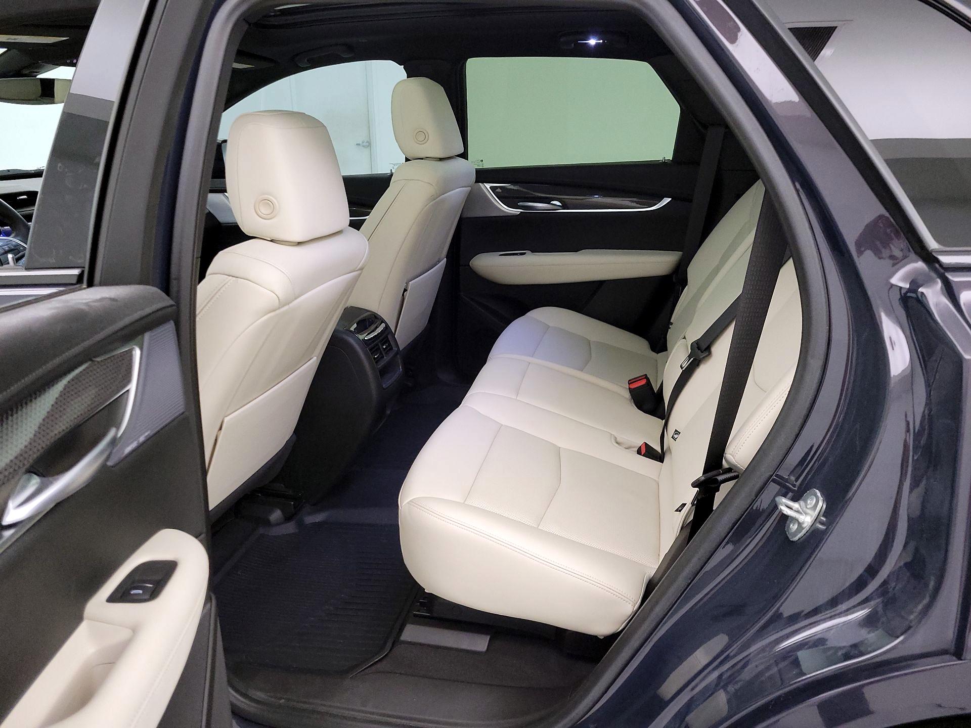 Thumbnail: 2024 Cadillac XT5 - 19