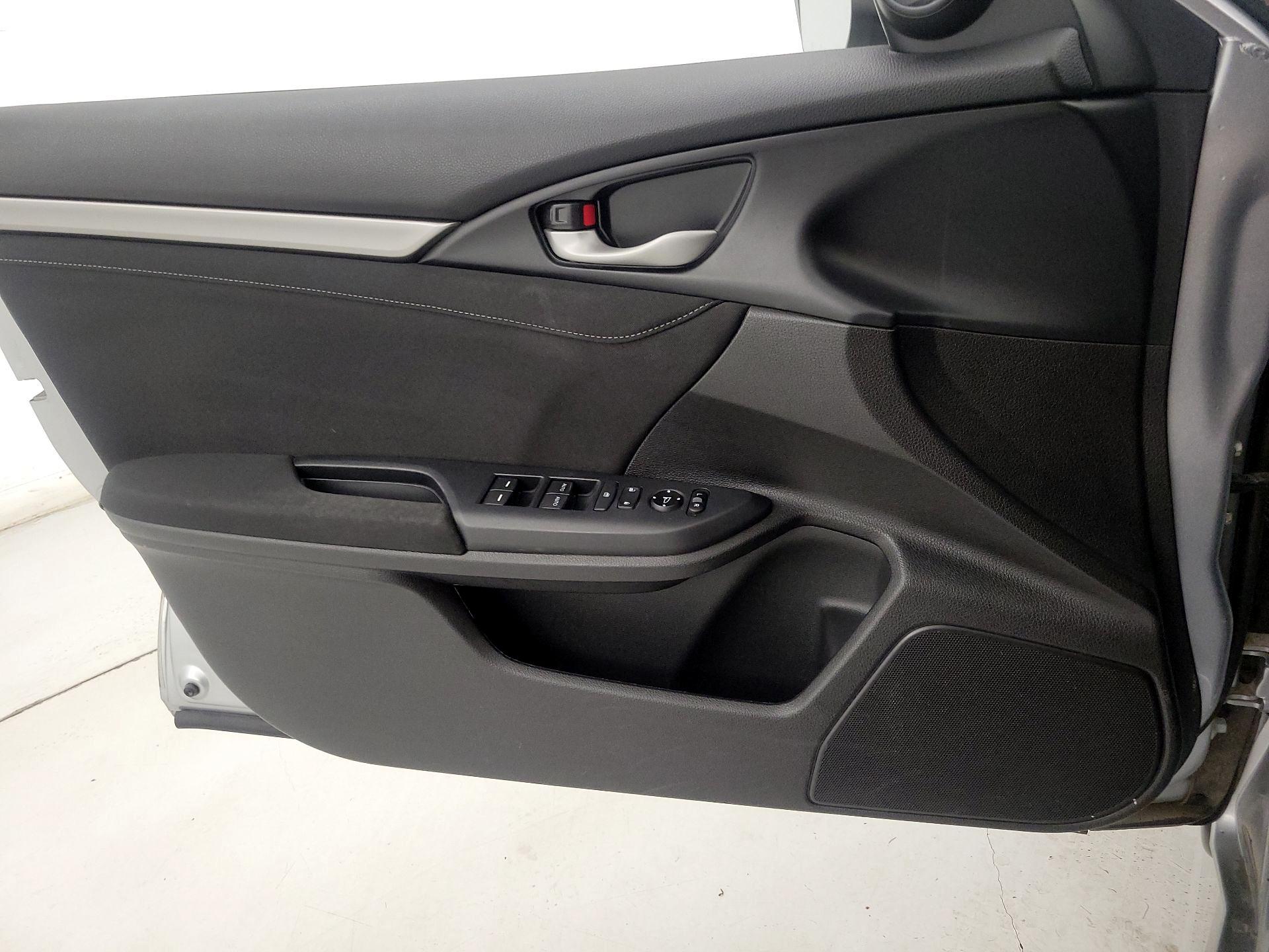 Thumbnail: 2018 Honda Civic - 12