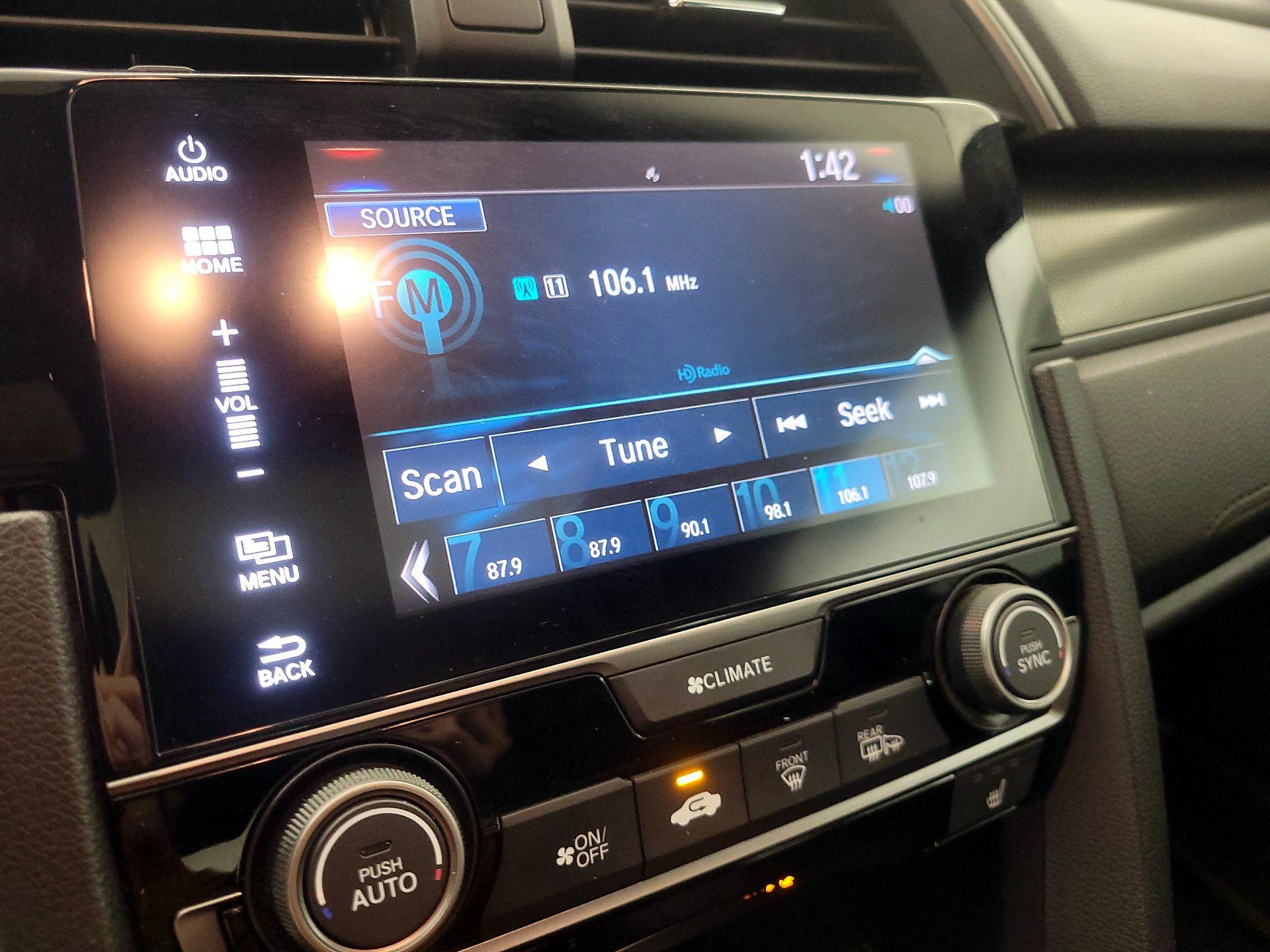 Thumbnail: 2018 Honda Civic - 15