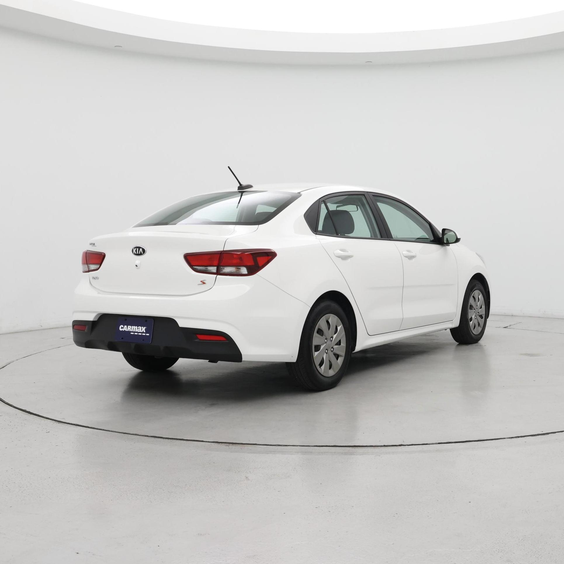 Thumbnail: 2020 Kia Rio - 8