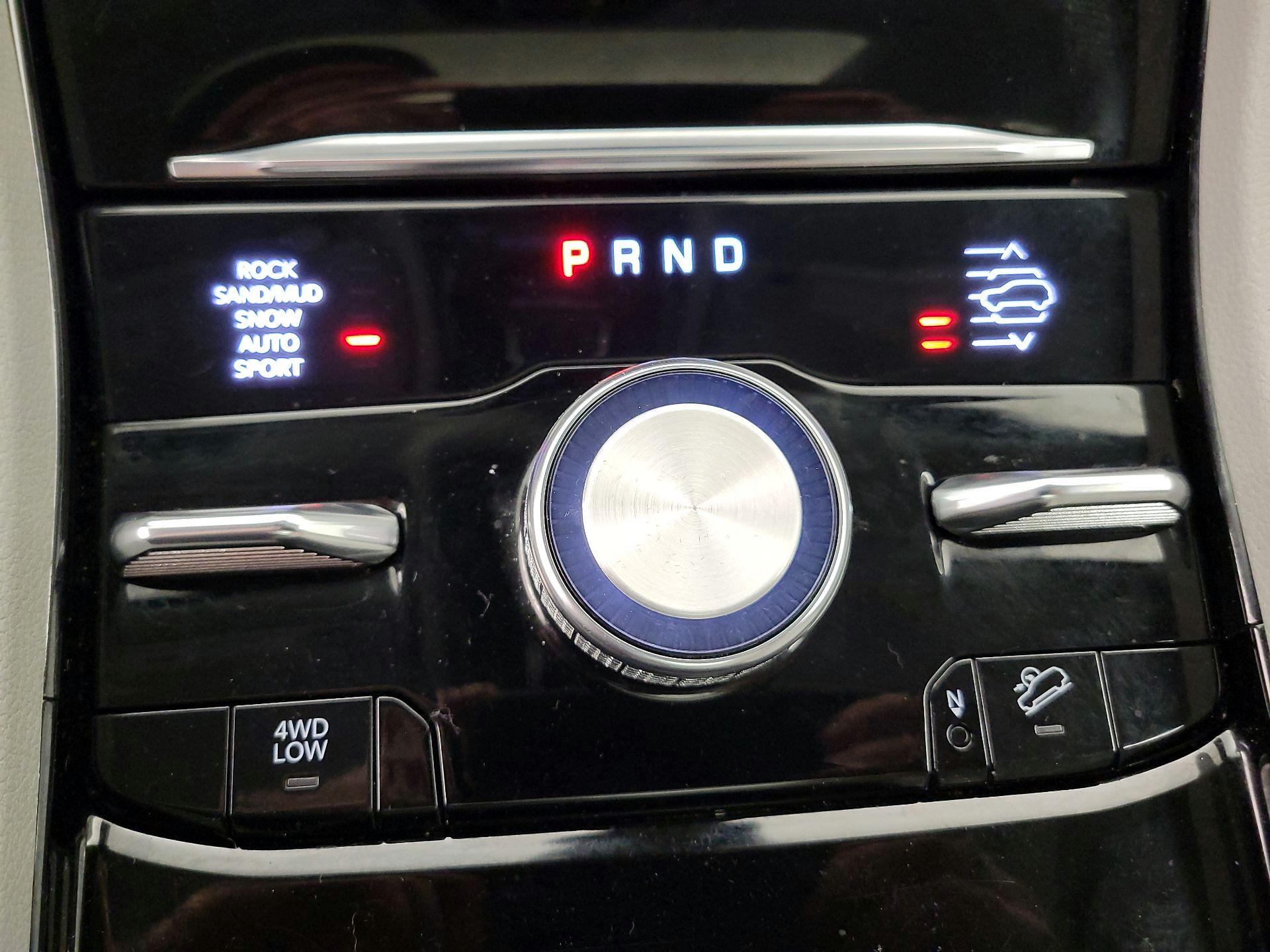 Thumbnail: 2023 Jeep Grand Cherokee L - 18