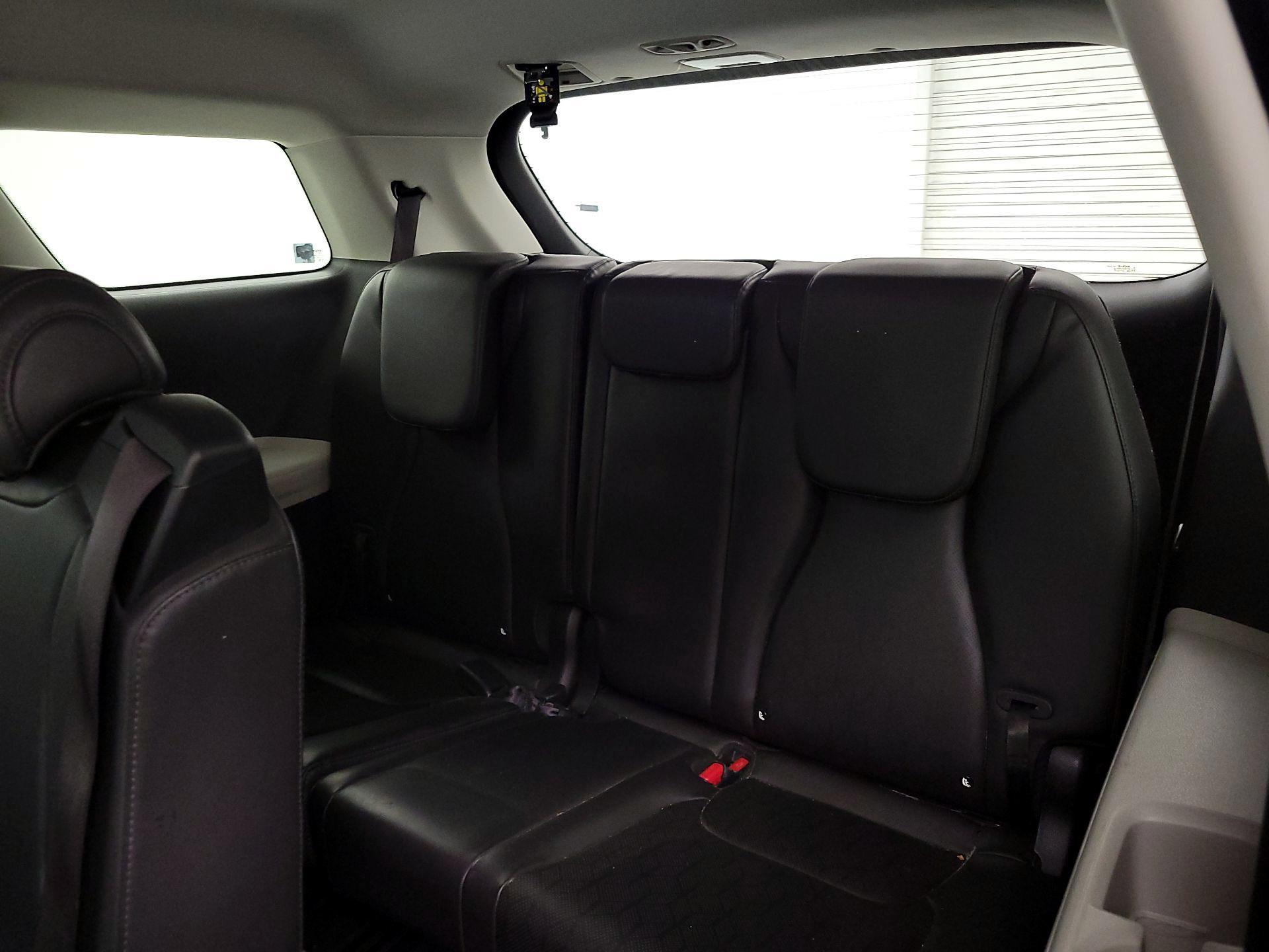 Thumbnail: 2022 Kia Carnival - 20