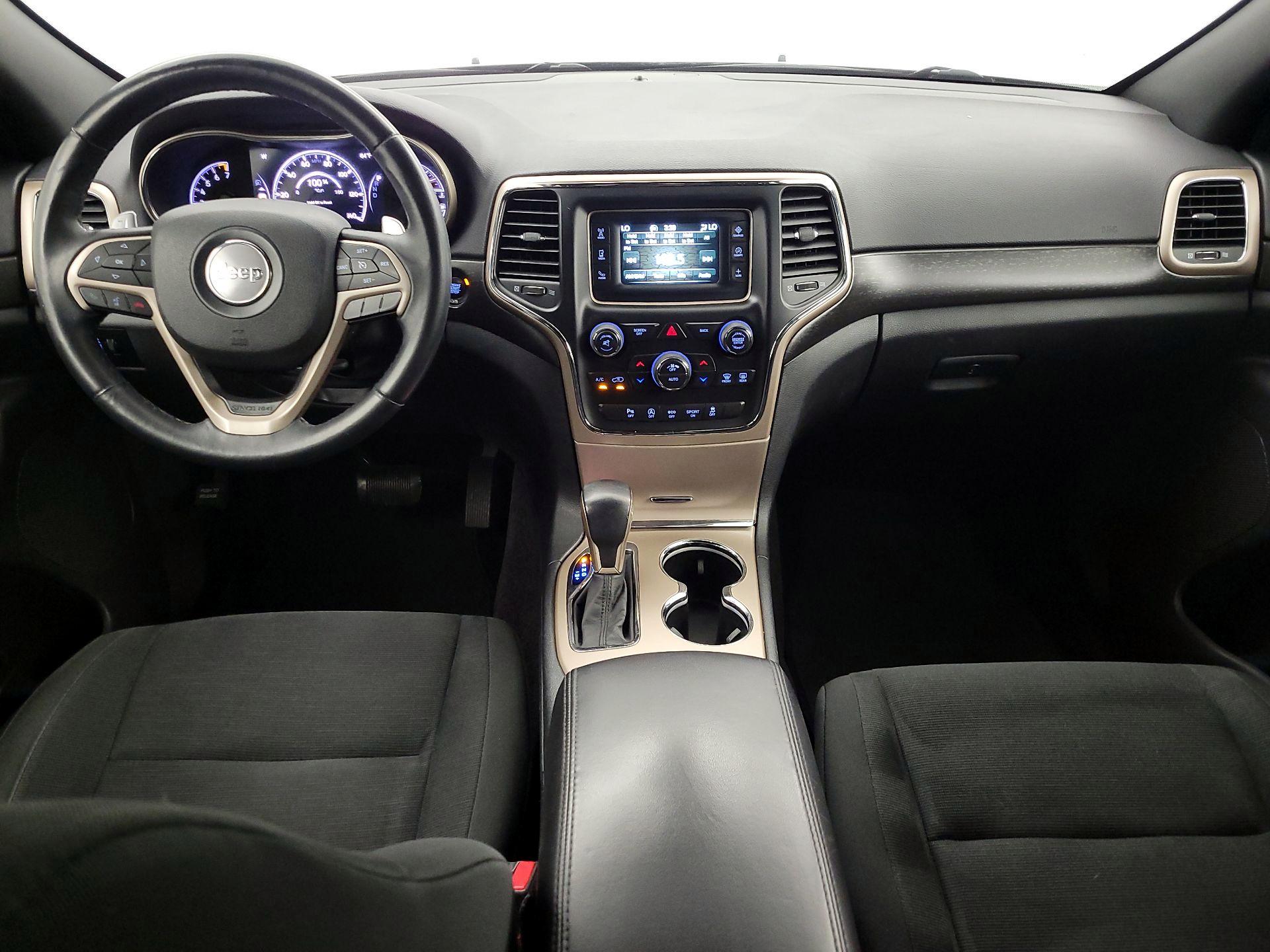 Thumbnail: 2017 Jeep Grand Cherokee - 9