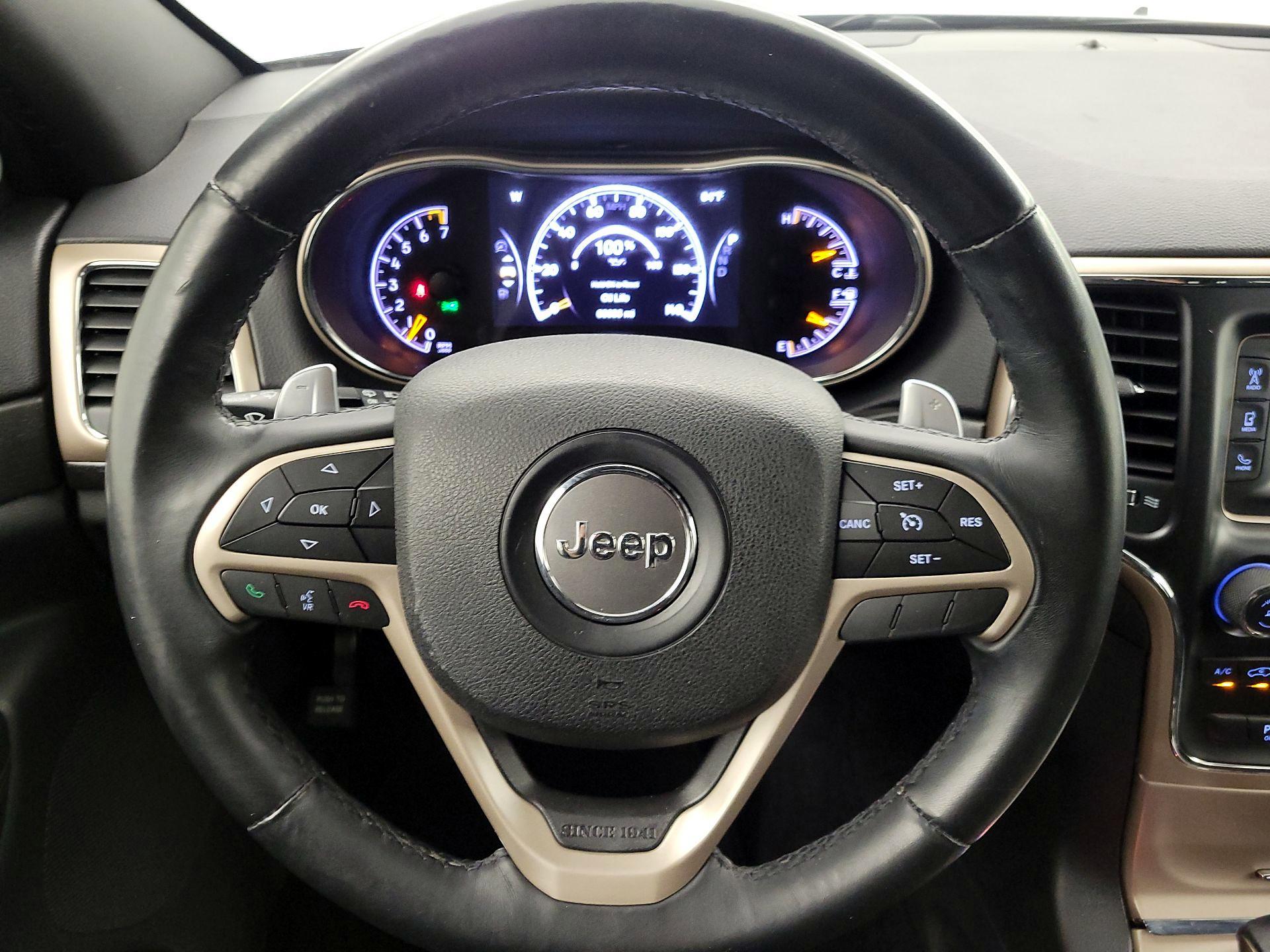 Thumbnail: 2017 Jeep Grand Cherokee - 10