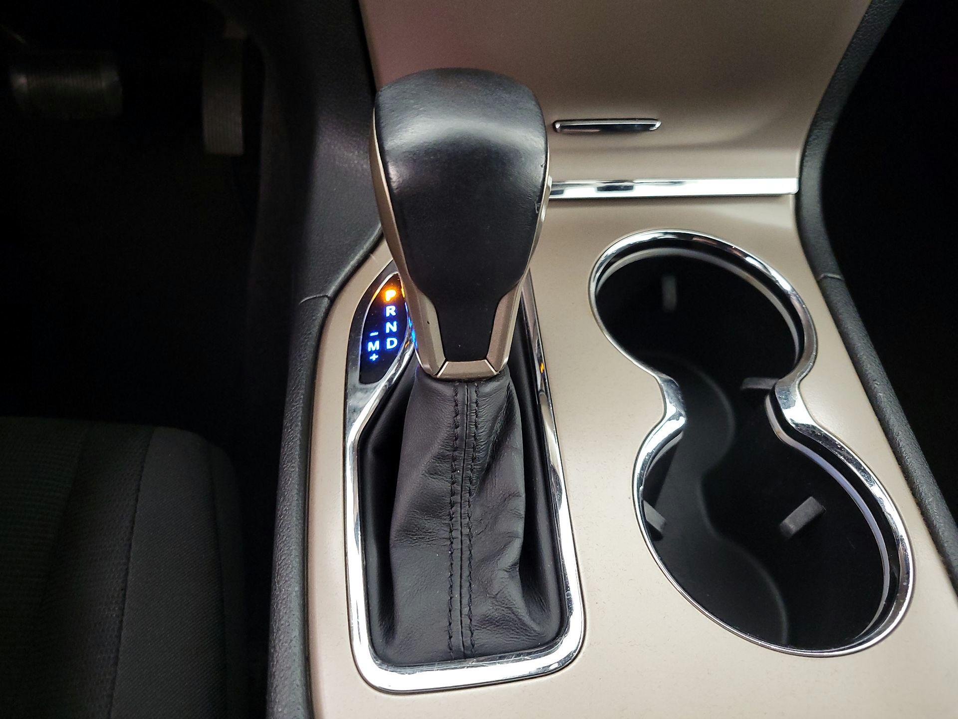 Thumbnail: 2017 Jeep Grand Cherokee - 17