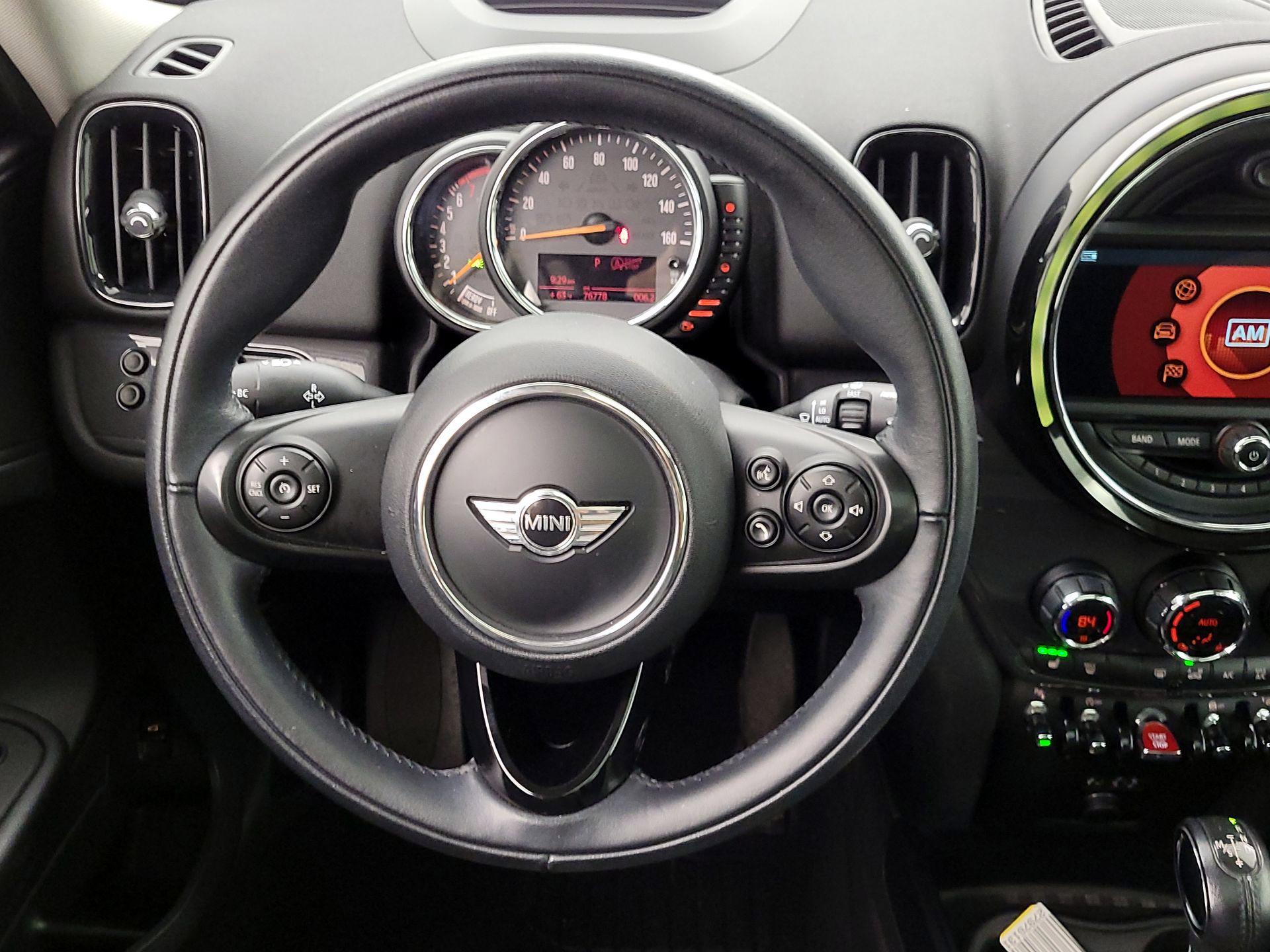 Thumbnail: 2017 MINI Cooper Countryman - 10