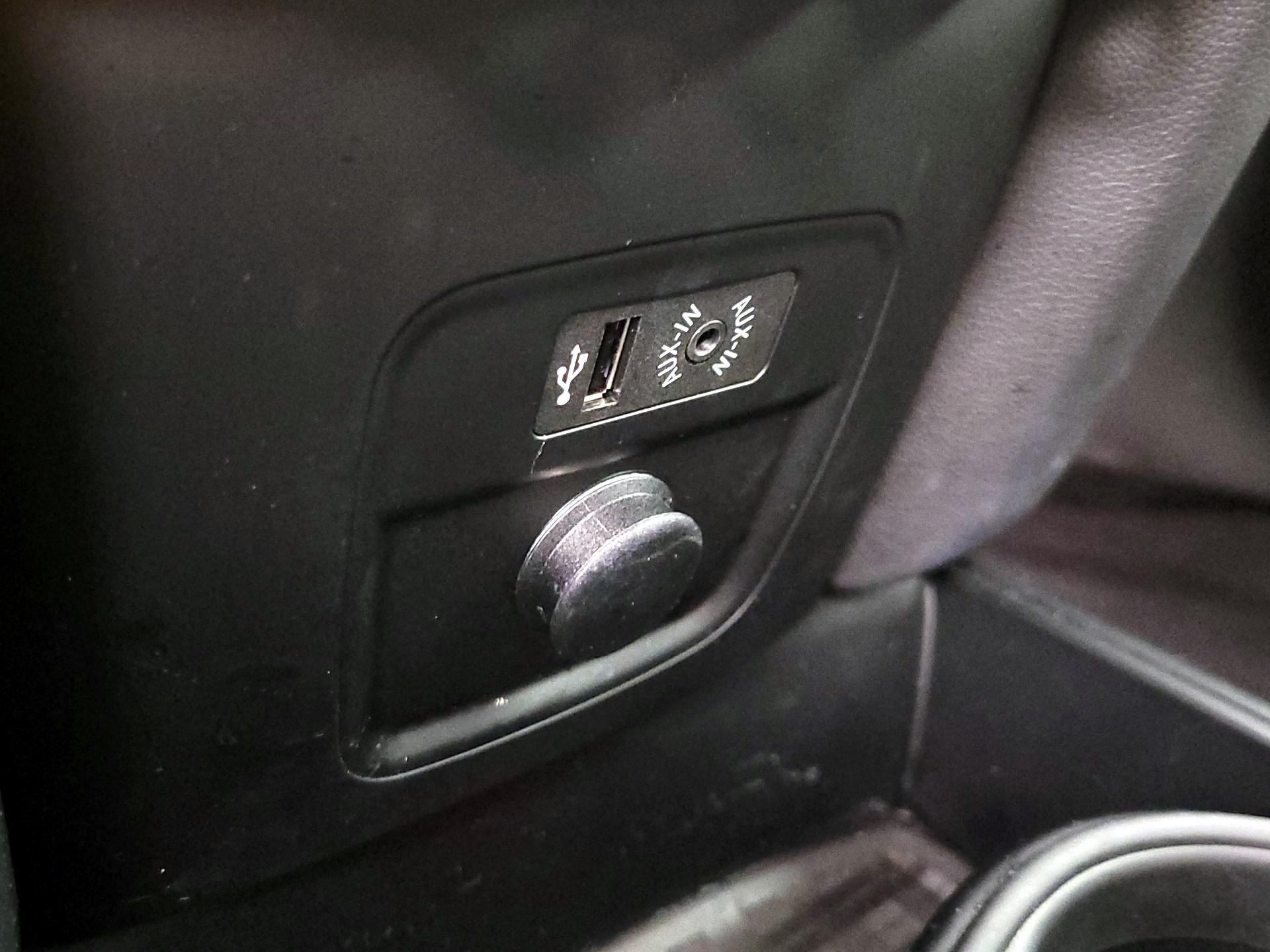 Thumbnail: 2017 MINI Cooper Countryman - 18