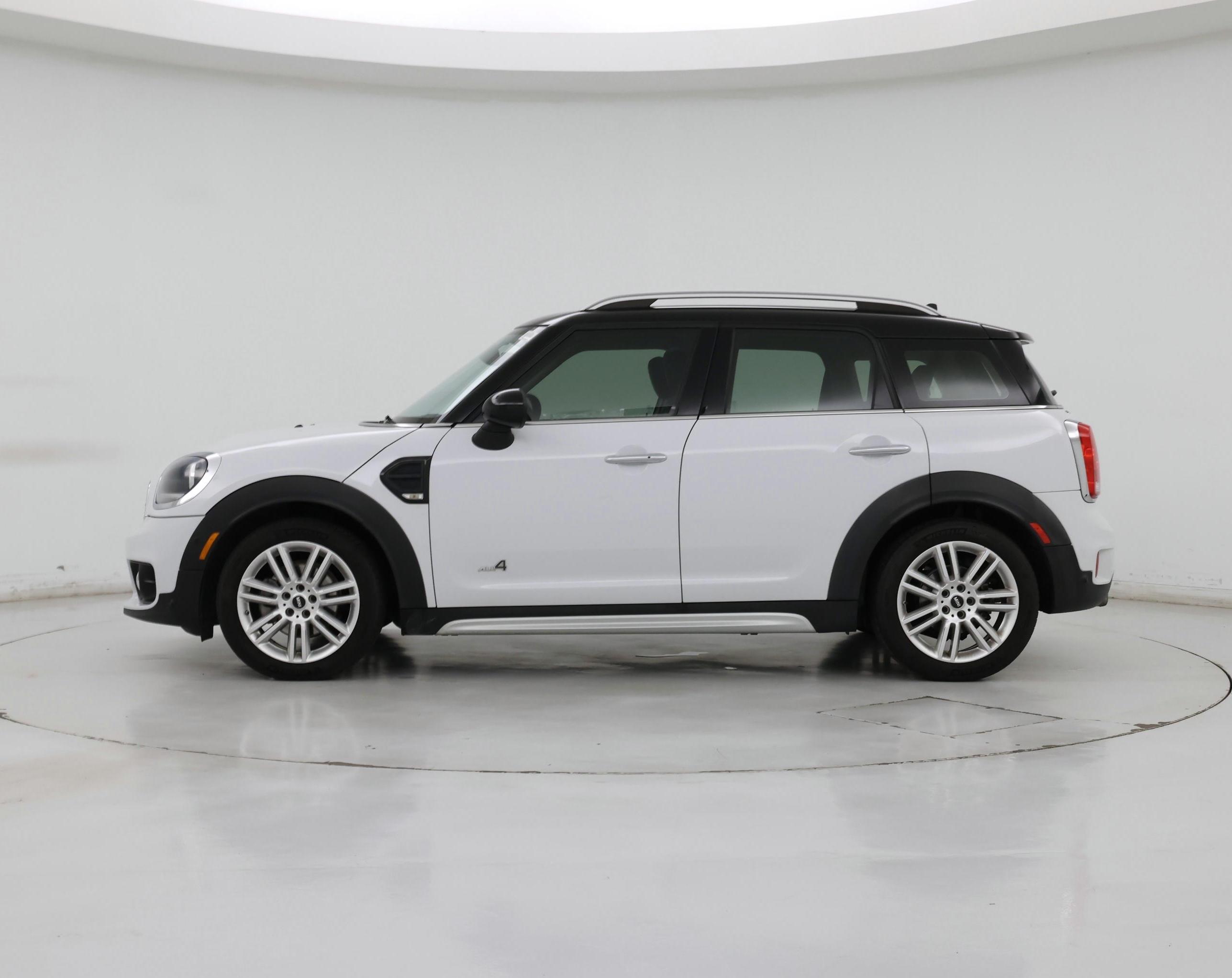 Thumbnail: 2017 MINI Cooper Countryman - 3