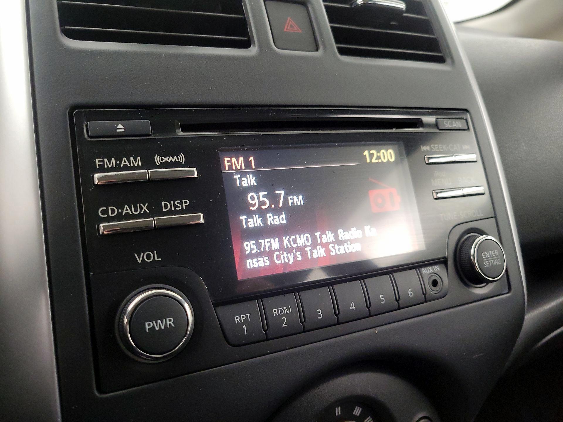 Thumbnail: 2014 Nissan Versa Note - 15