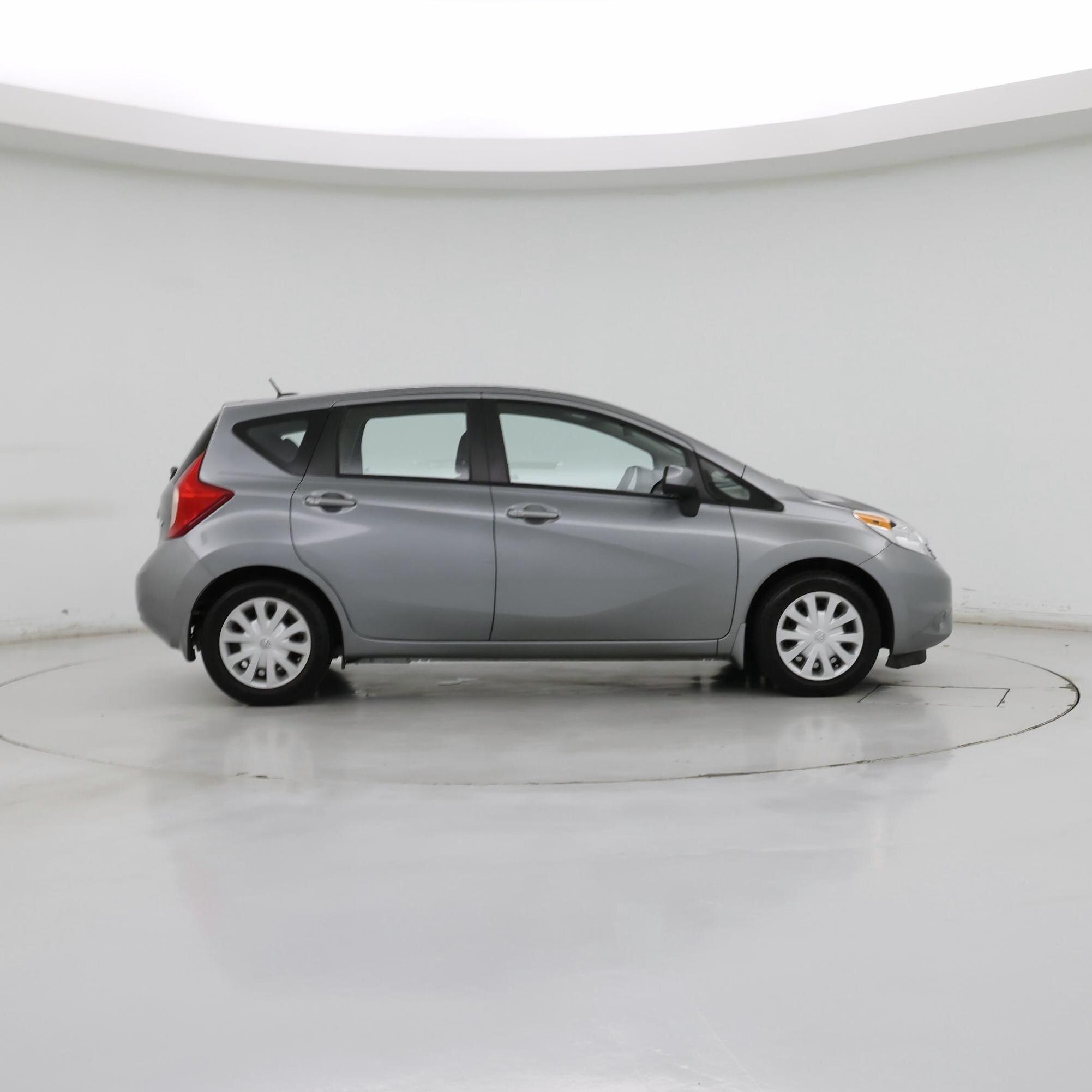 Thumbnail: 2014 Nissan Versa Note - 7