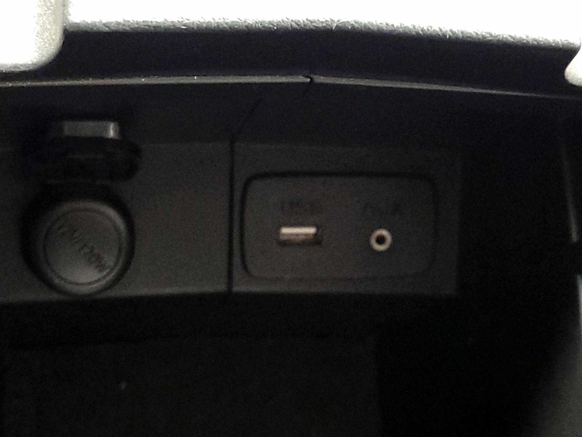 Thumbnail: 2017 Subaru Forester - 18